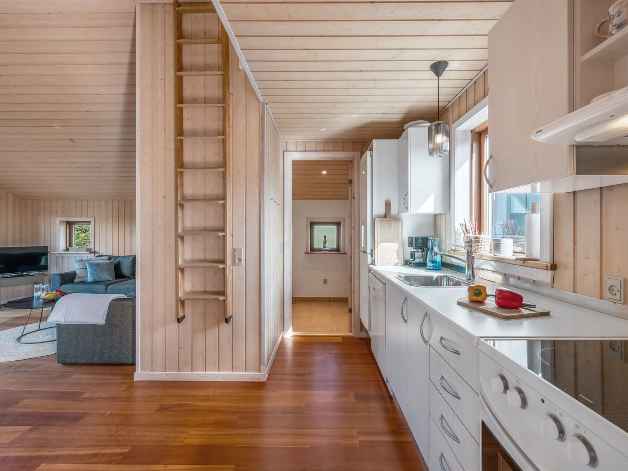 "Georg" - 200m from the sea-Binnen