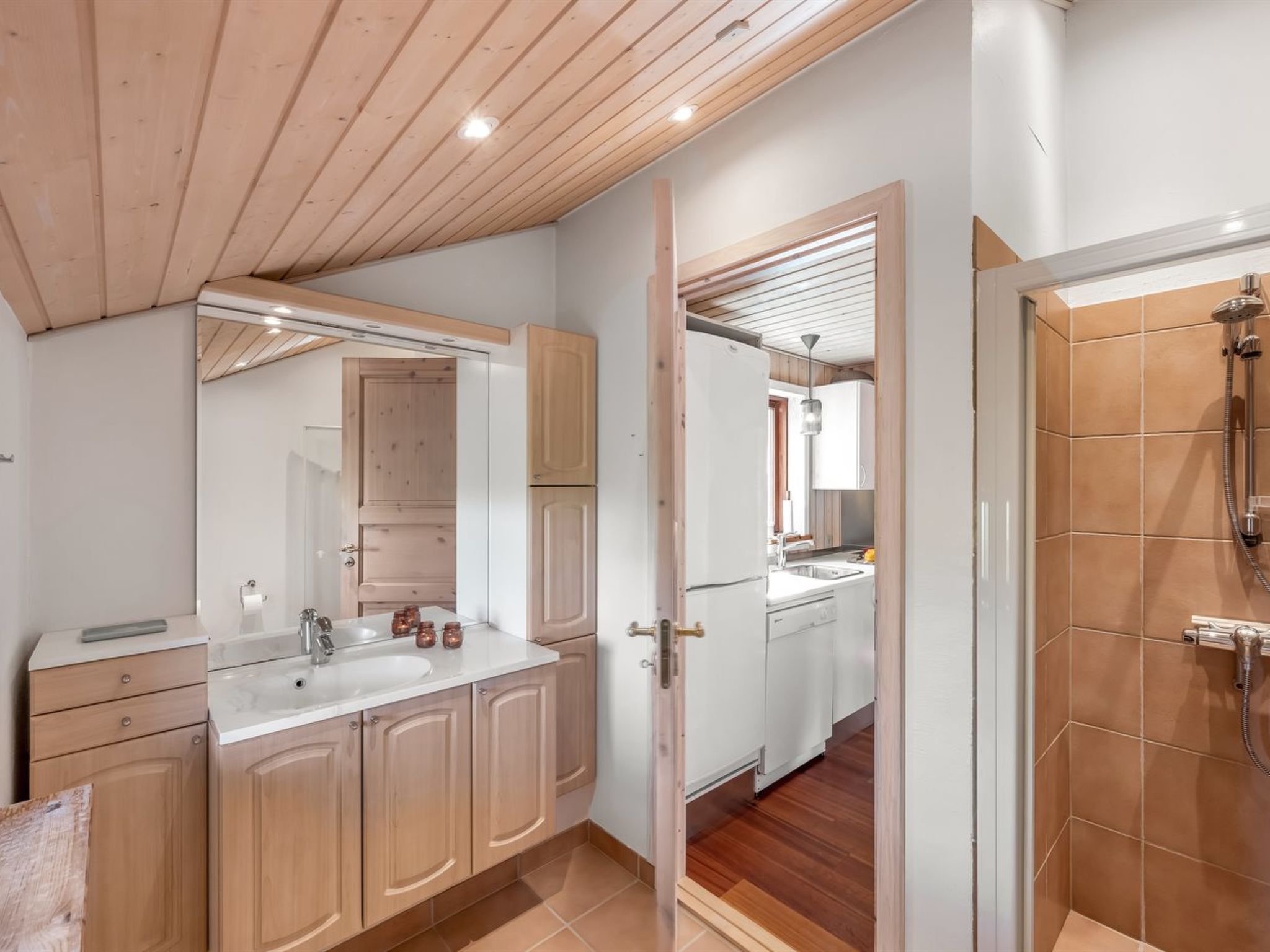 "Georg" - 200m from the sea-Binnen