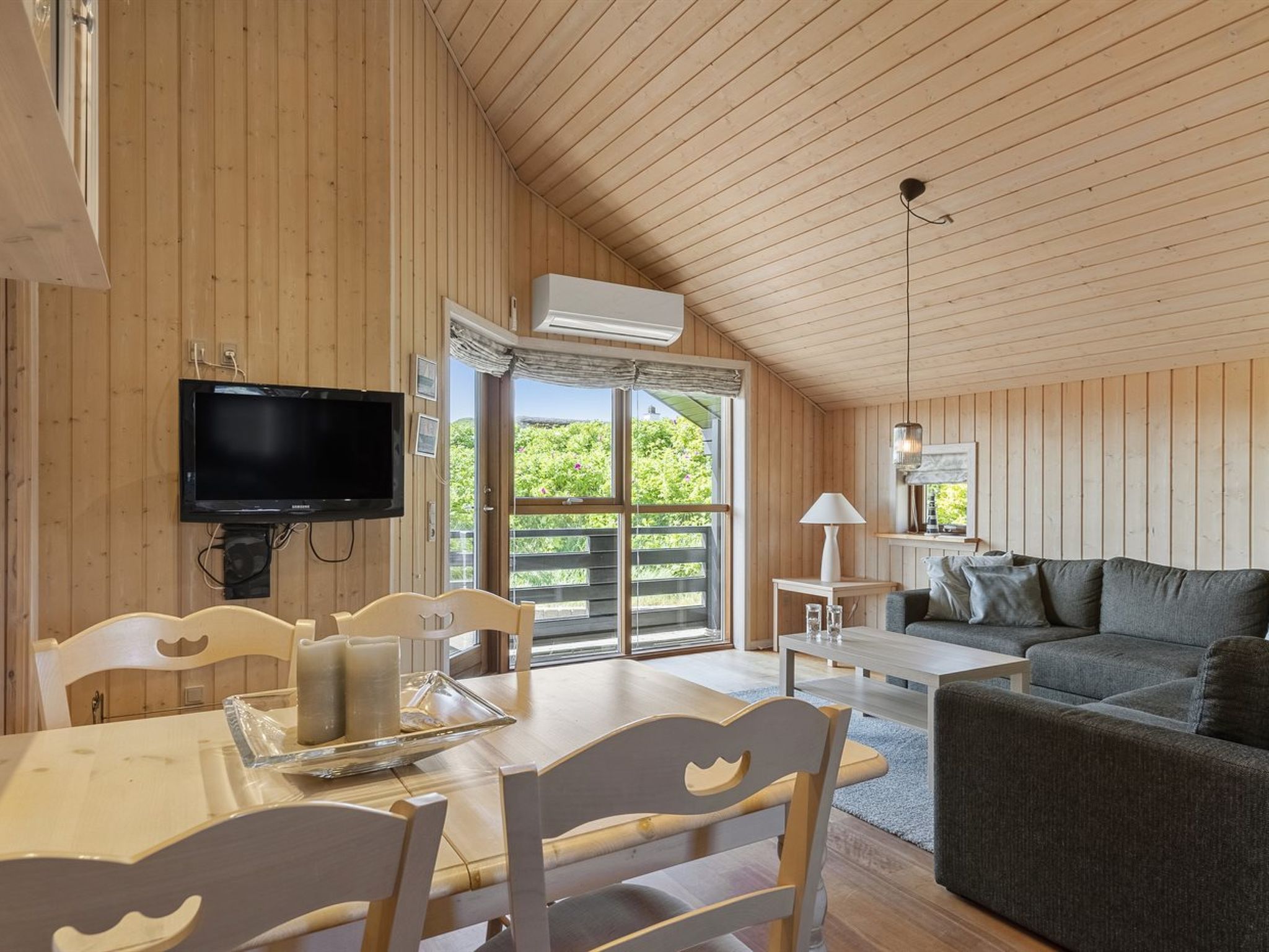 "Georg" - 200m from the sea-Dedans