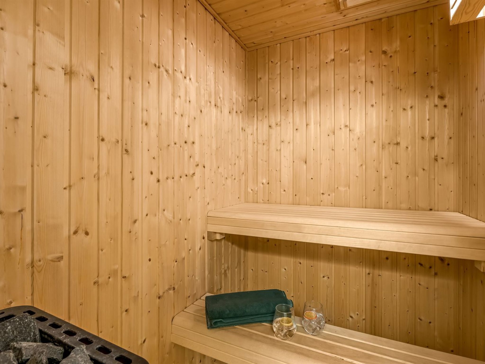 "Hildegerd" - 100m from the sea-Inside