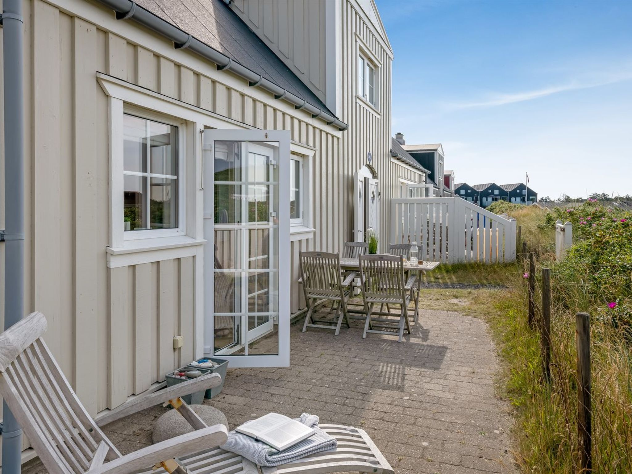 "Hildegerd" - 100m from the sea - Buiten