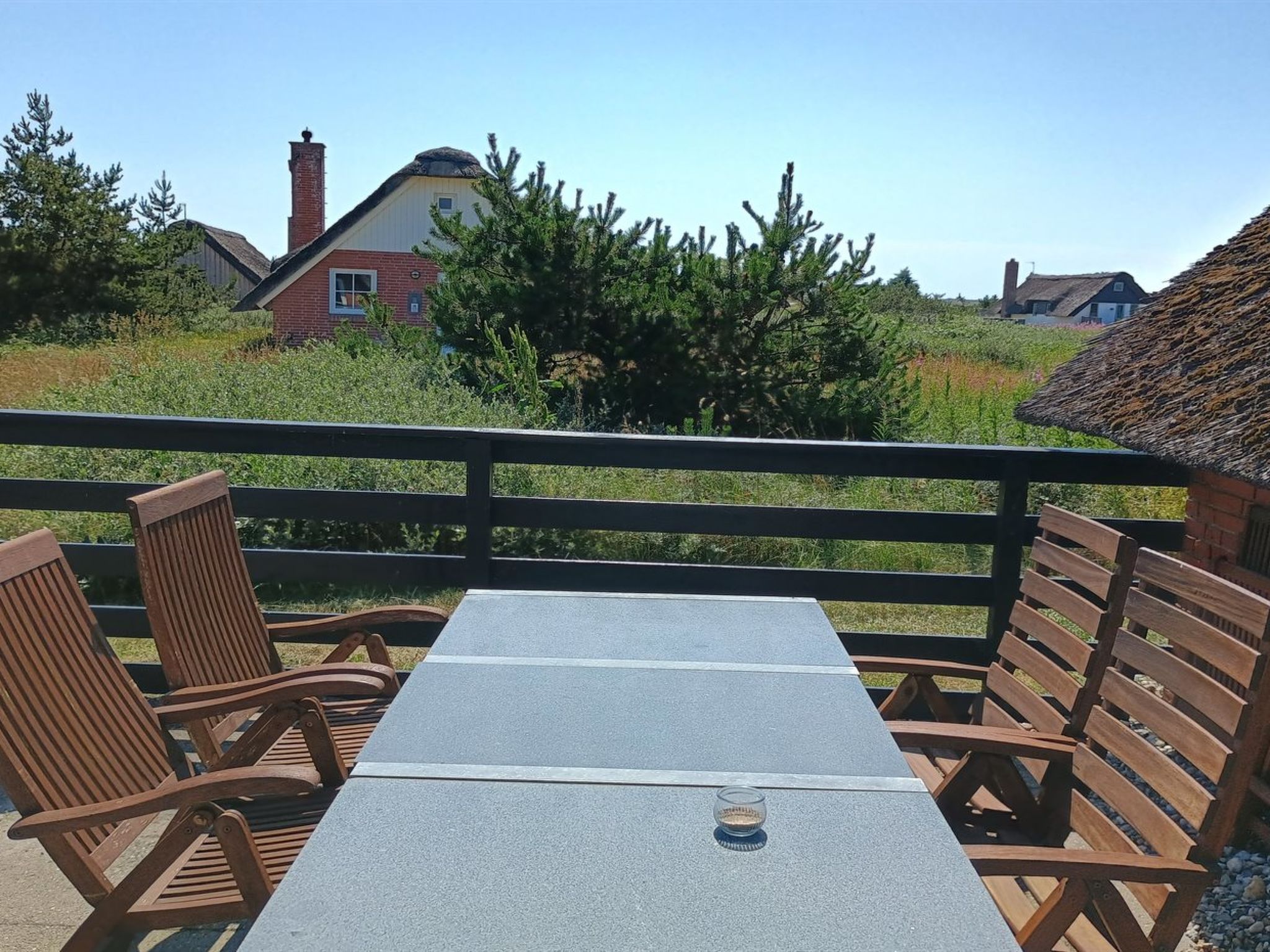 "Eweline" - 700m from the sea