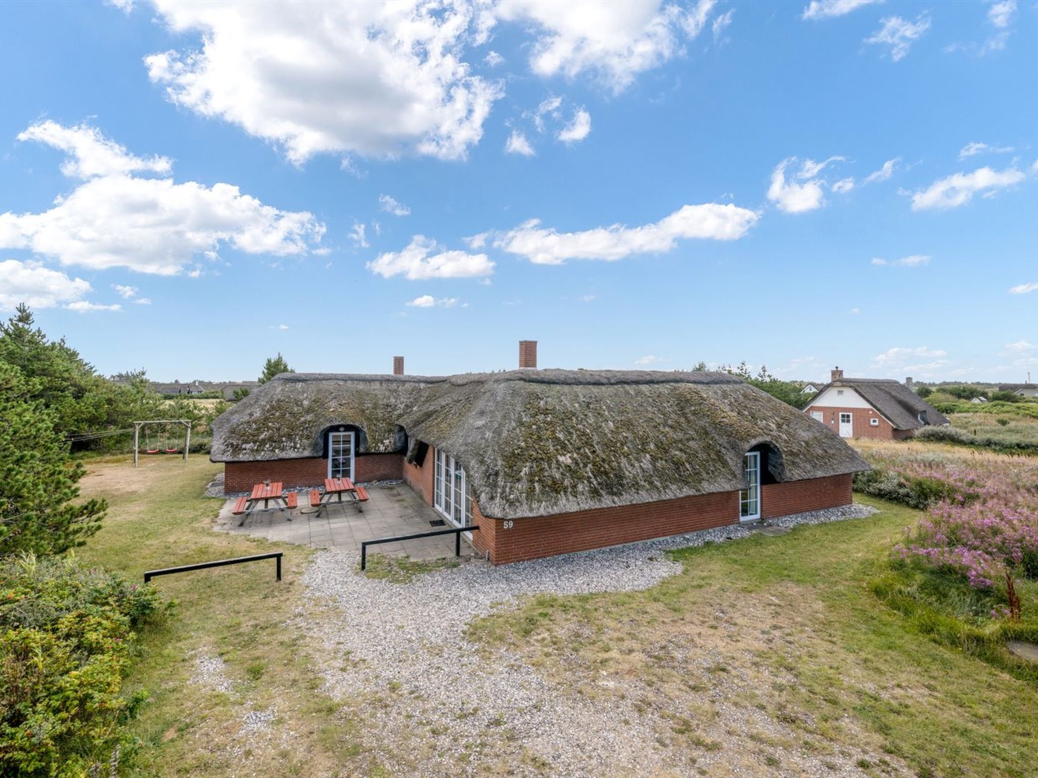"Eweline" - 700m from the sea - Outside