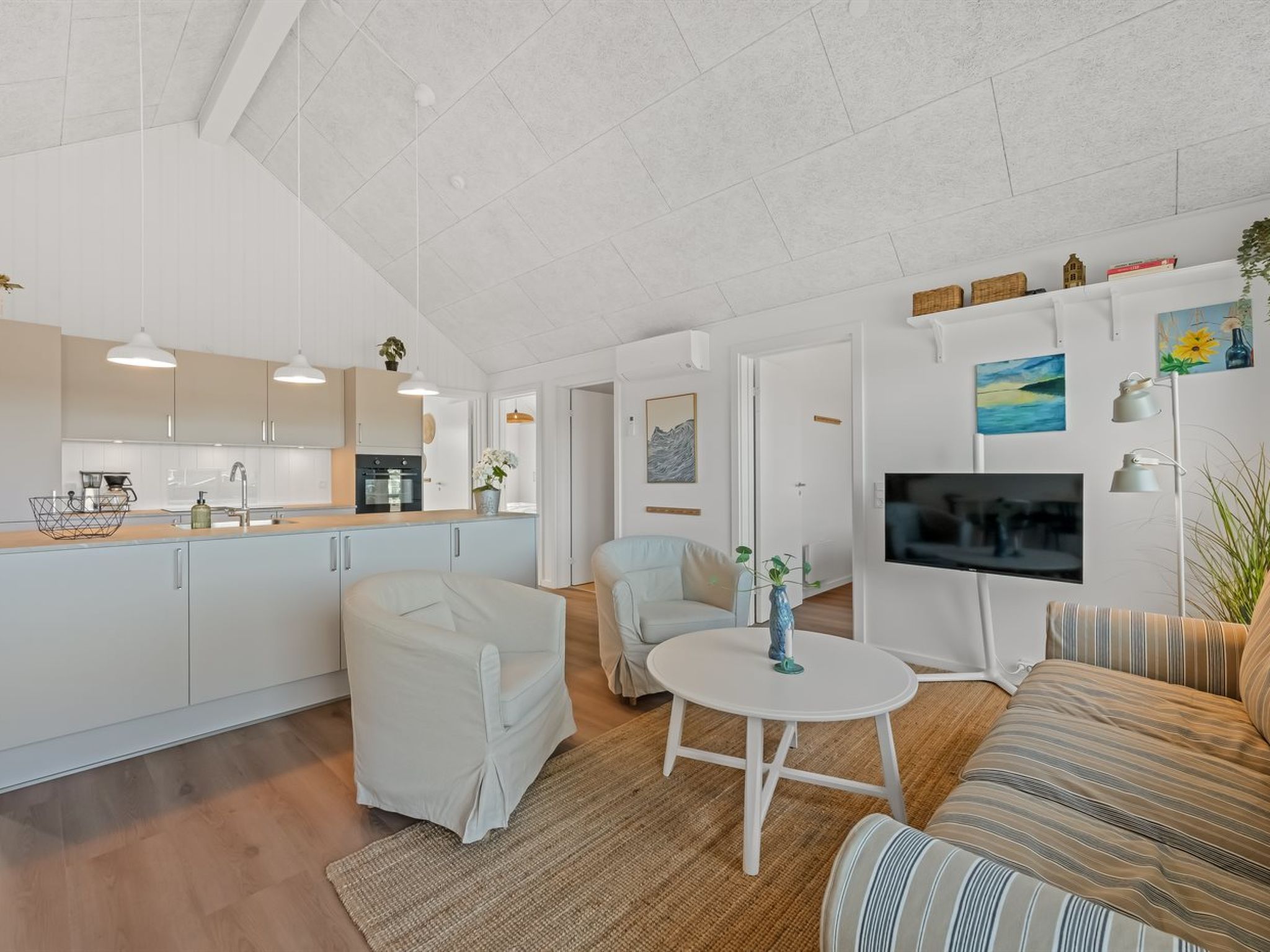 "Ila" - 350m from the sea