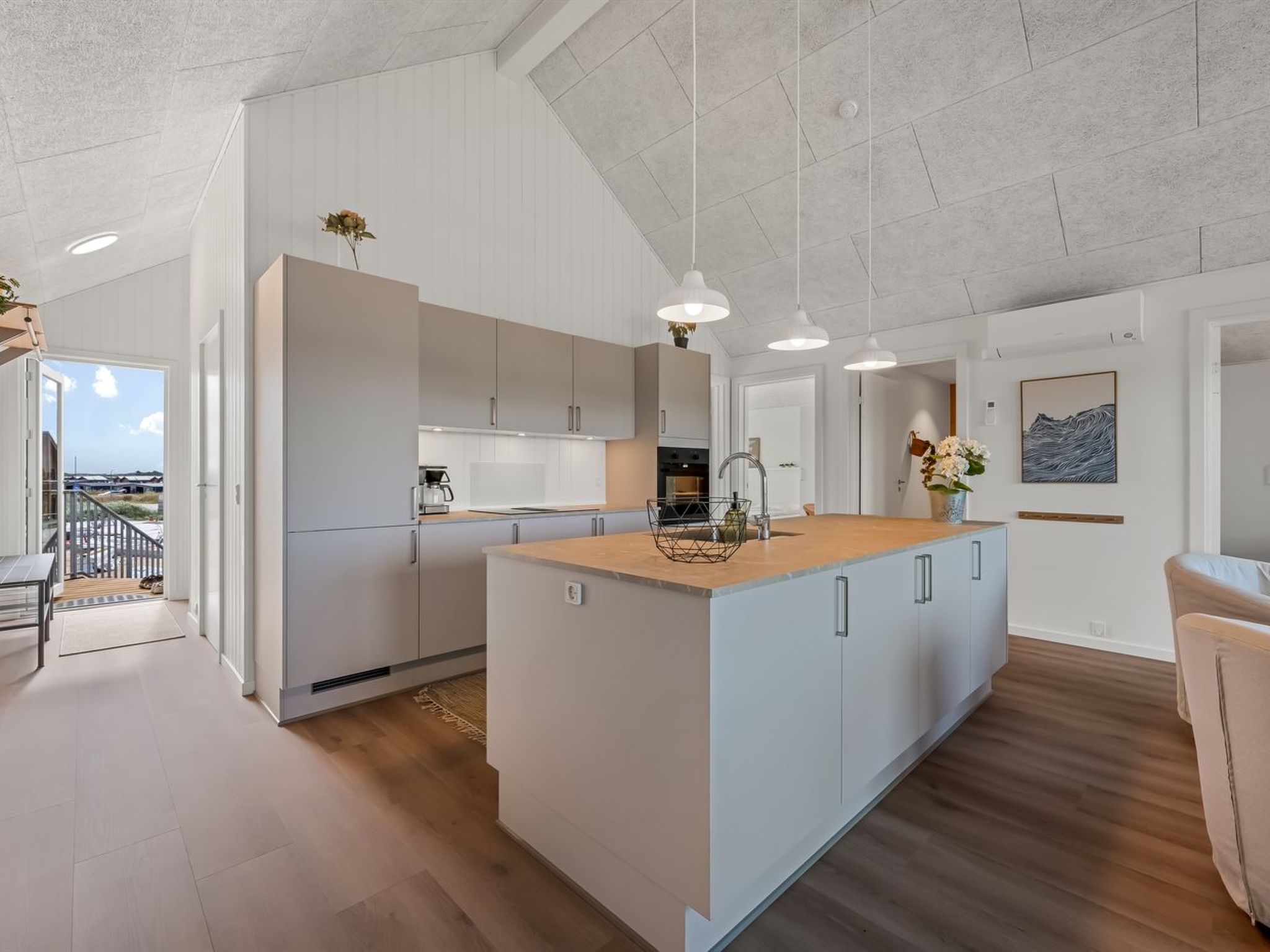 "Ila" - 350m from the sea - Binnen