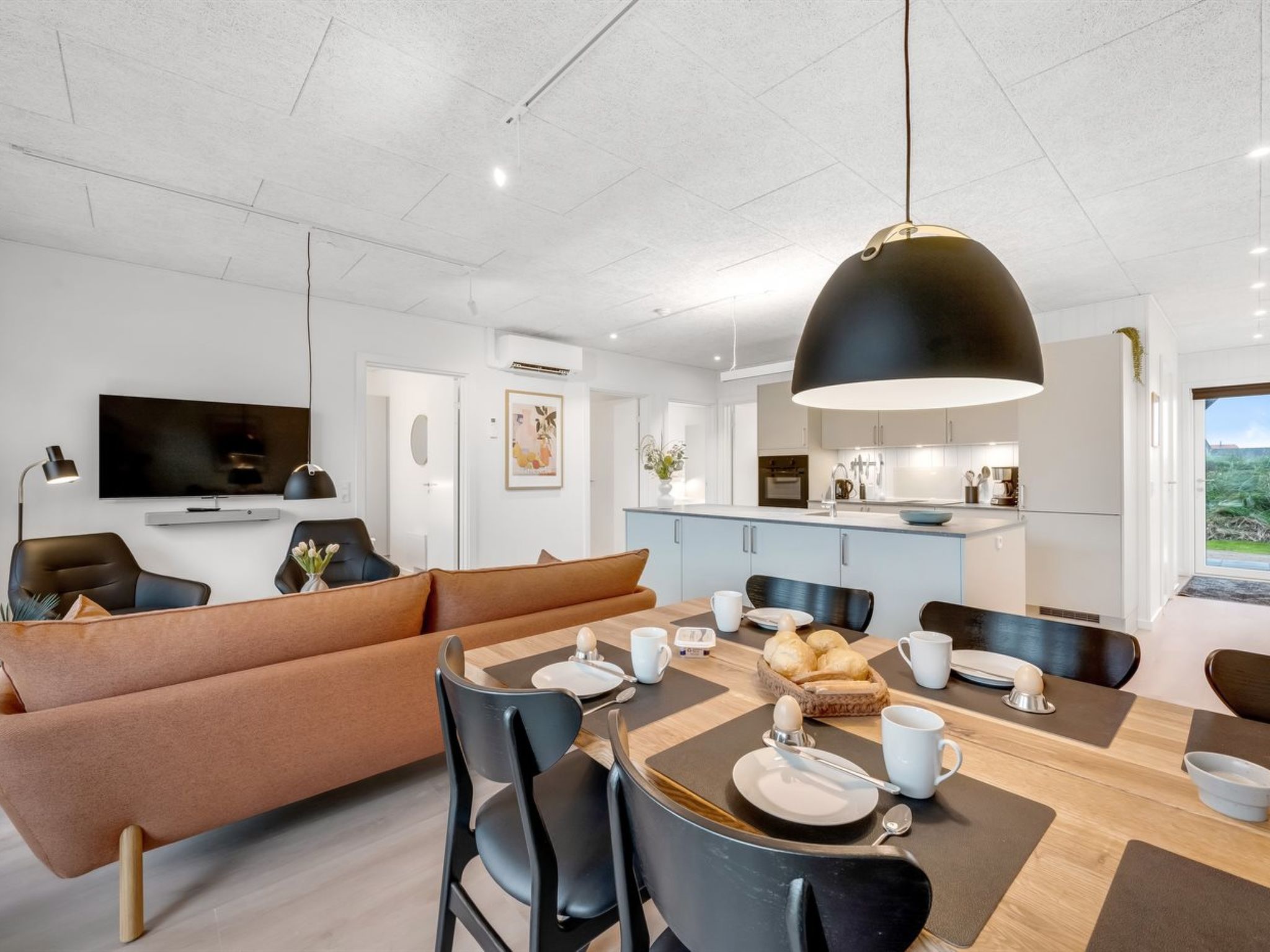 "Otis" - 400m from the sea - Drinnen