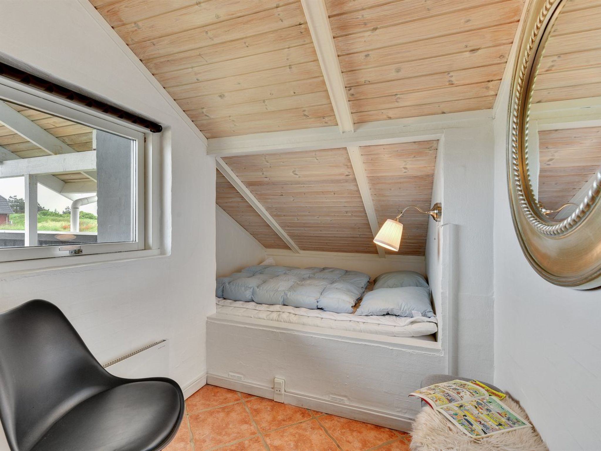 "Solbritt" - 330m to the fjord - Inside