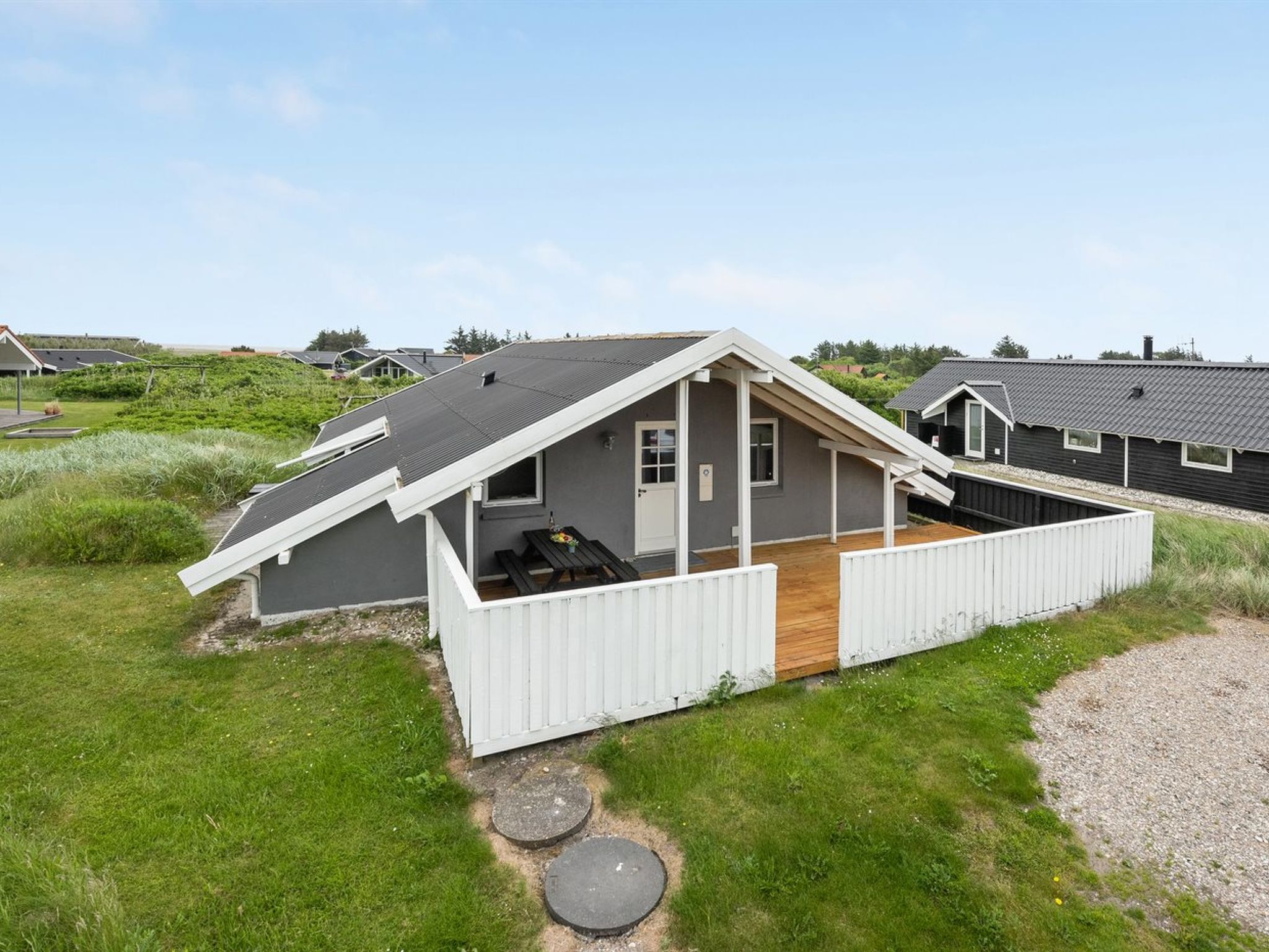"Solbritt" - 330m to the fjord-Buiten