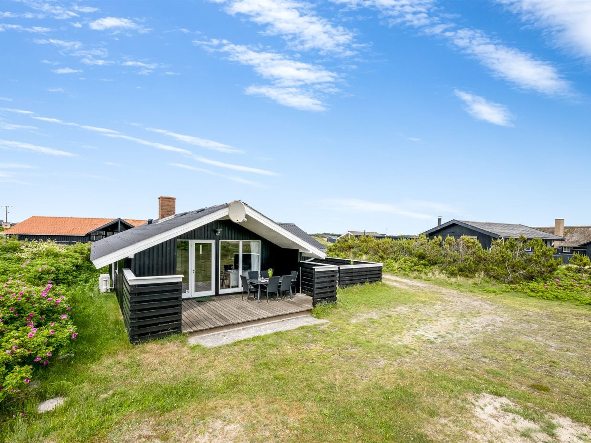 "Unni" -  from the sea - Buiten