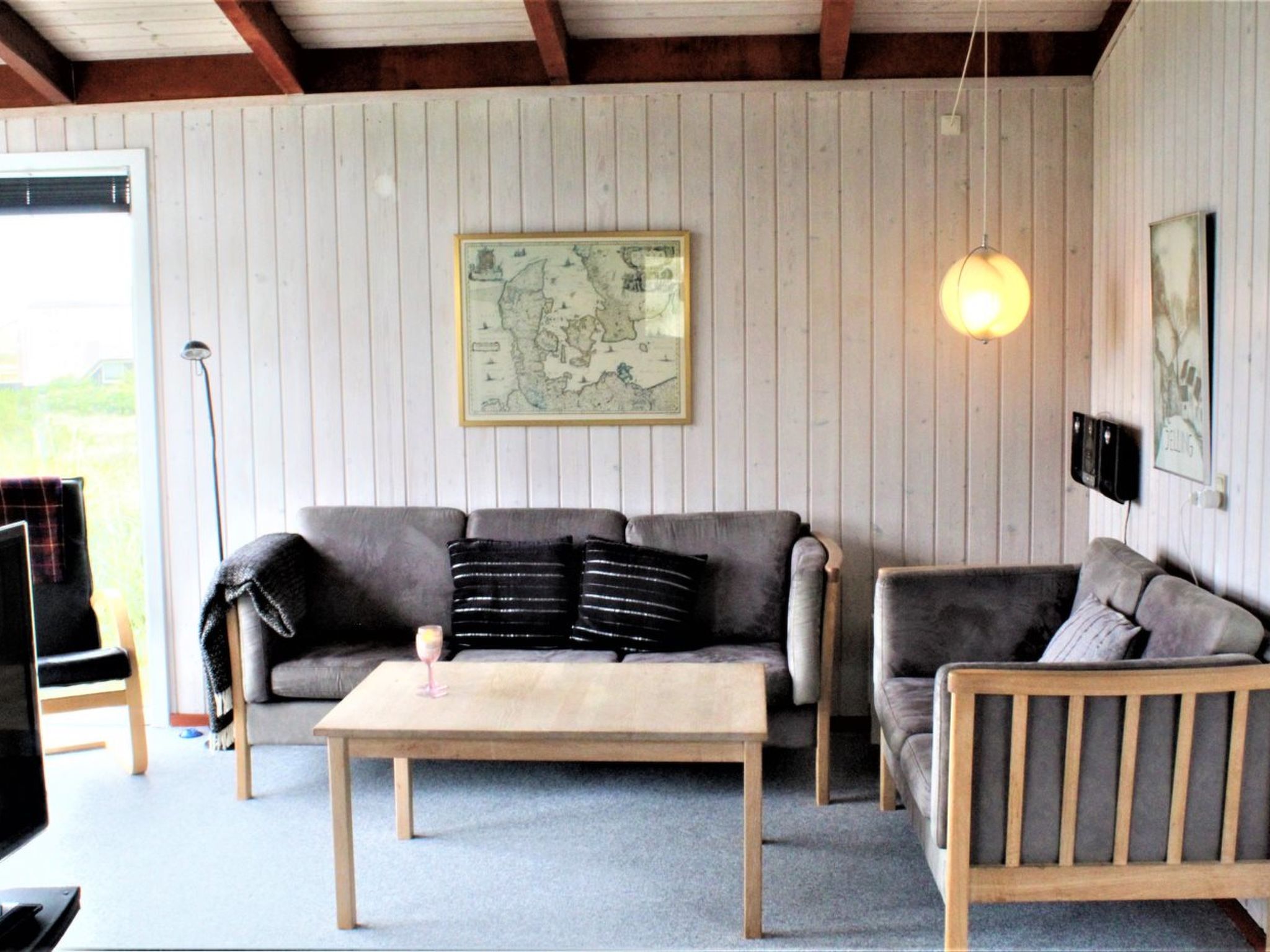 "Jorma" - 250m to the fjord-Binnen