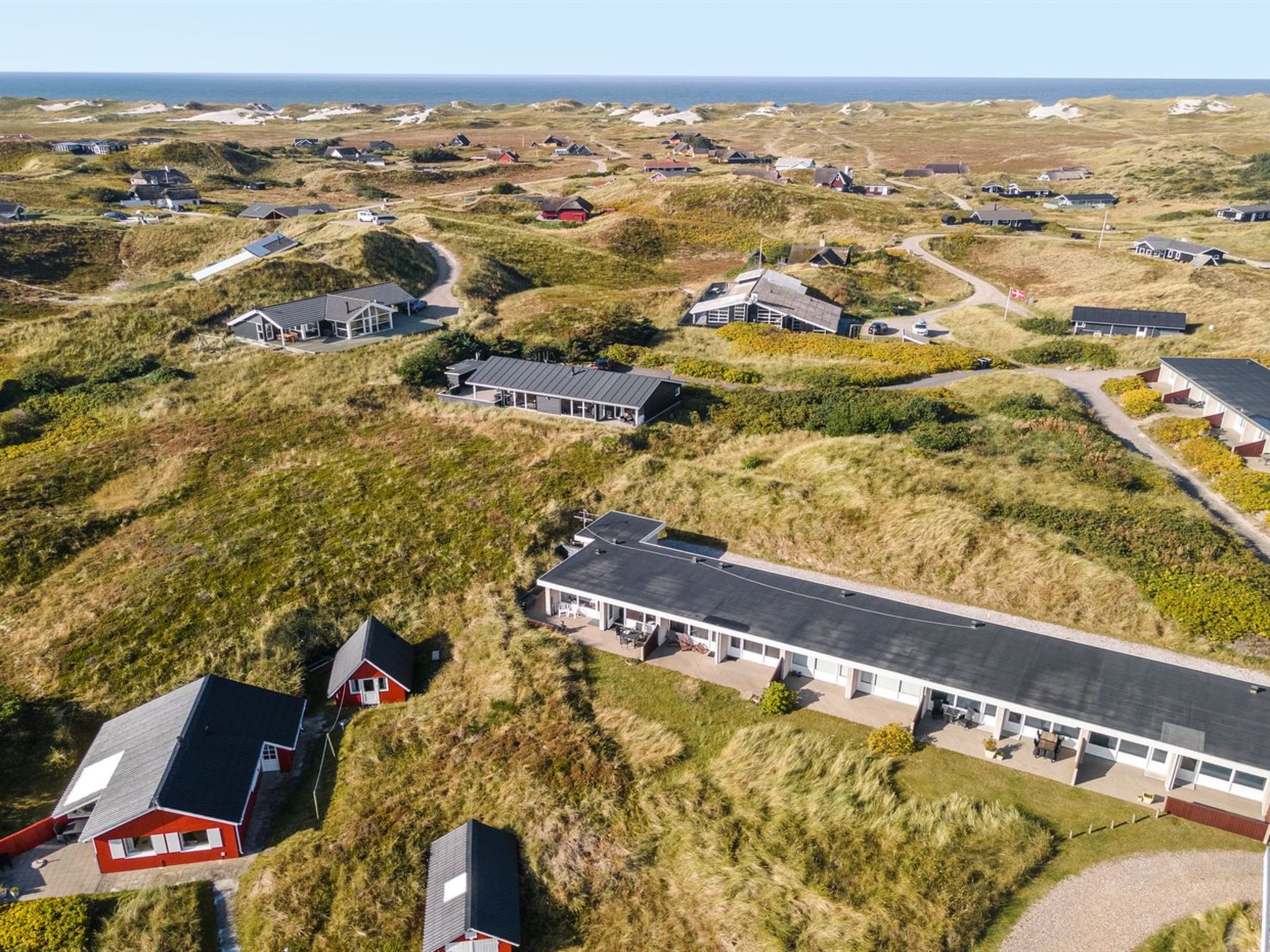 "Elizabeta" - 100m to the fjord-Buiten
