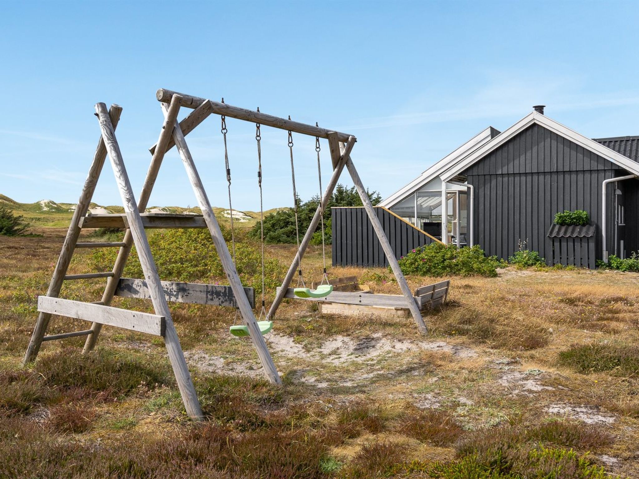 "Anthonette" -  from the sea-Buiten