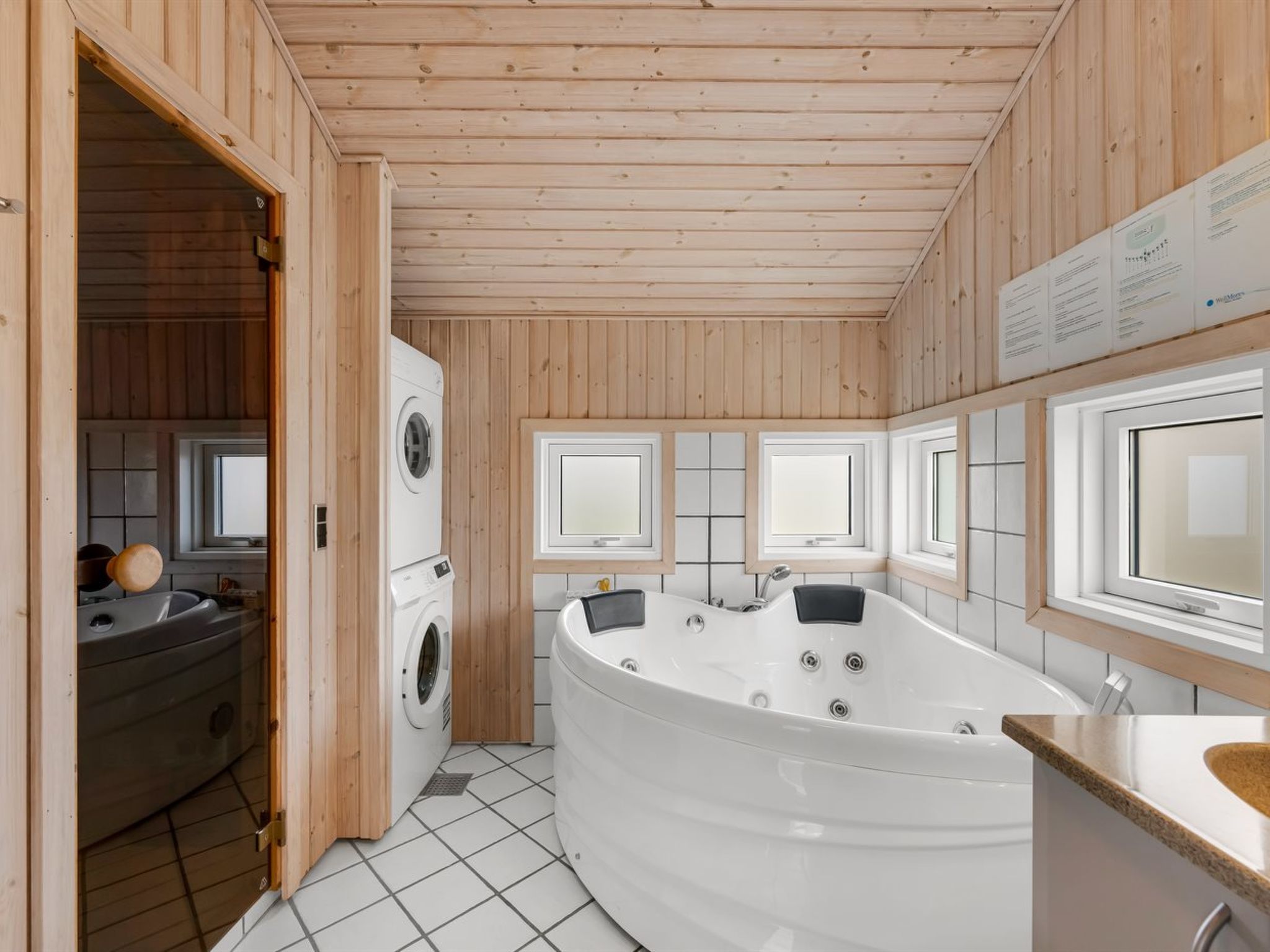 Maison "Zaga" - from the sea – Salle de bains, photo 19 sur 37