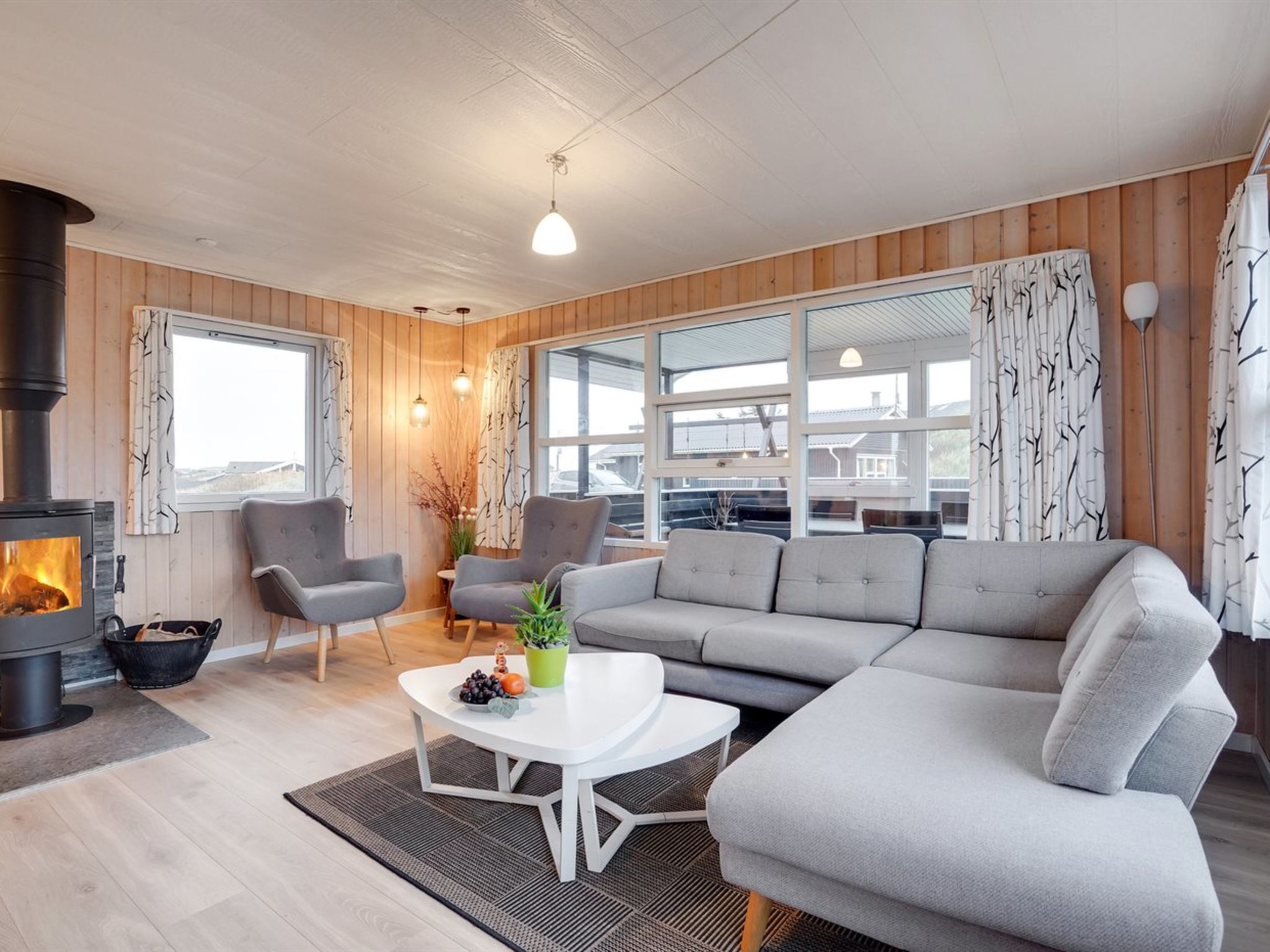 "Veetrikki" -  from the sea-Binnen