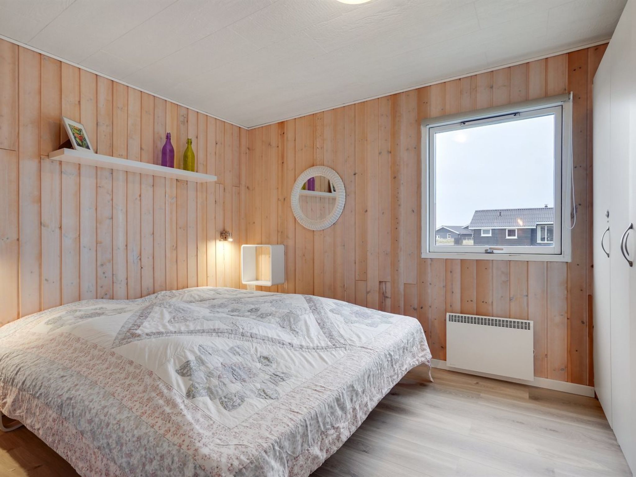 "Veetrikki" -  from the sea-Binnen