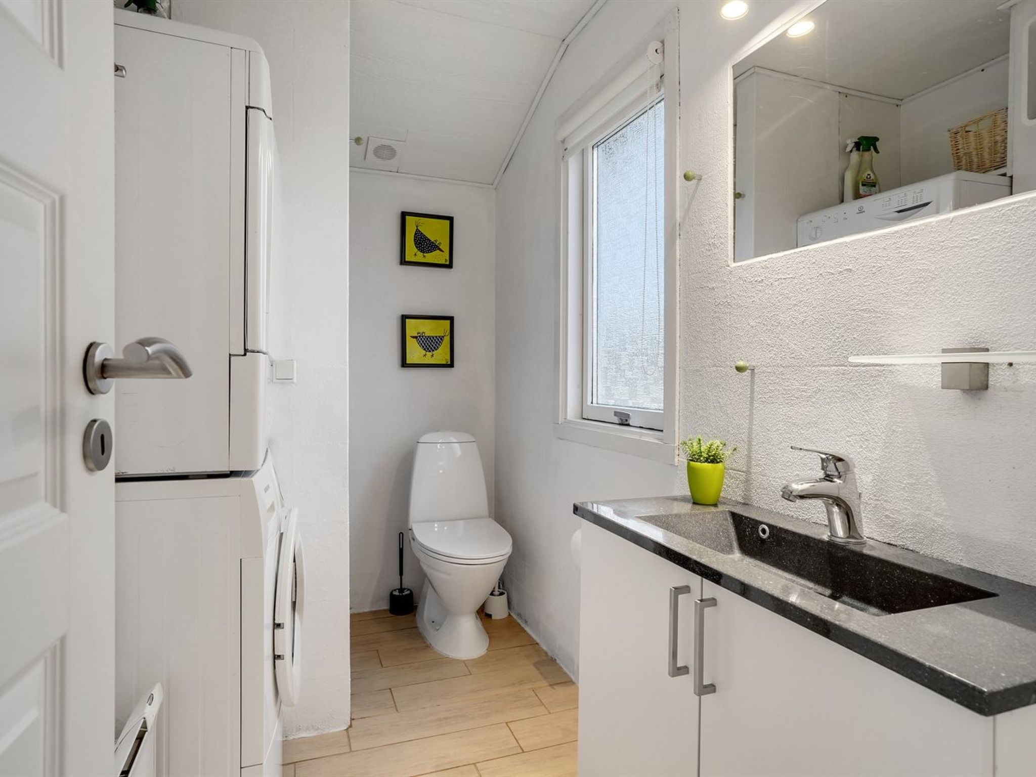 "Veetrikki" -  from the sea-Binnen