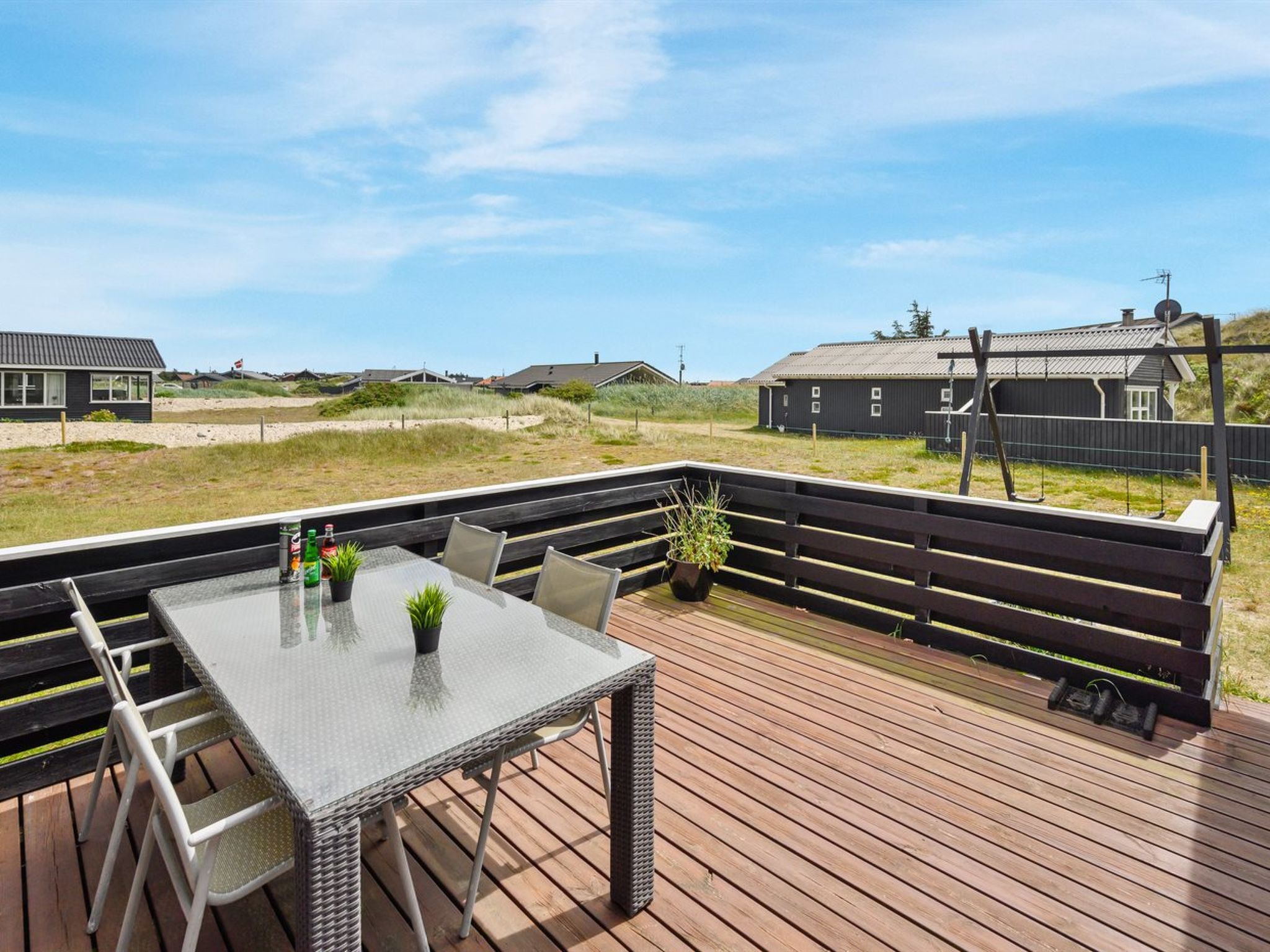 "Veetrikki" -  from the sea-Buiten