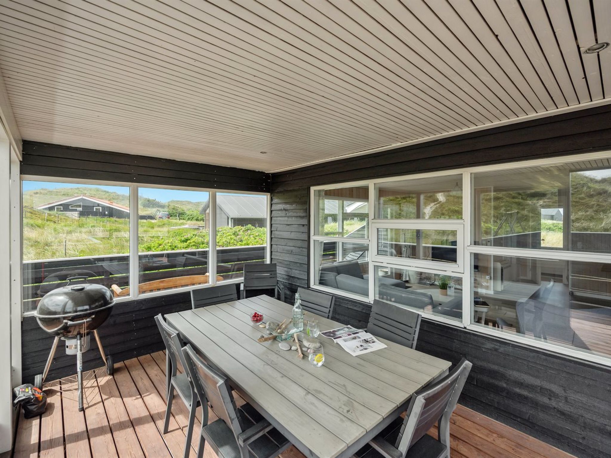 "Veetrikki" -  from the sea-Buiten