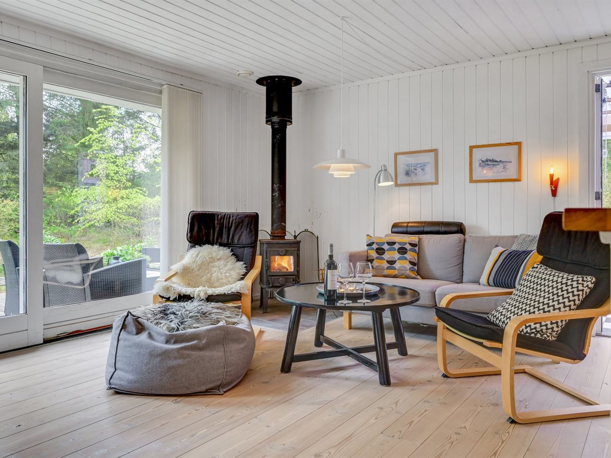 "Hamund" - 700m from the sea-Inside