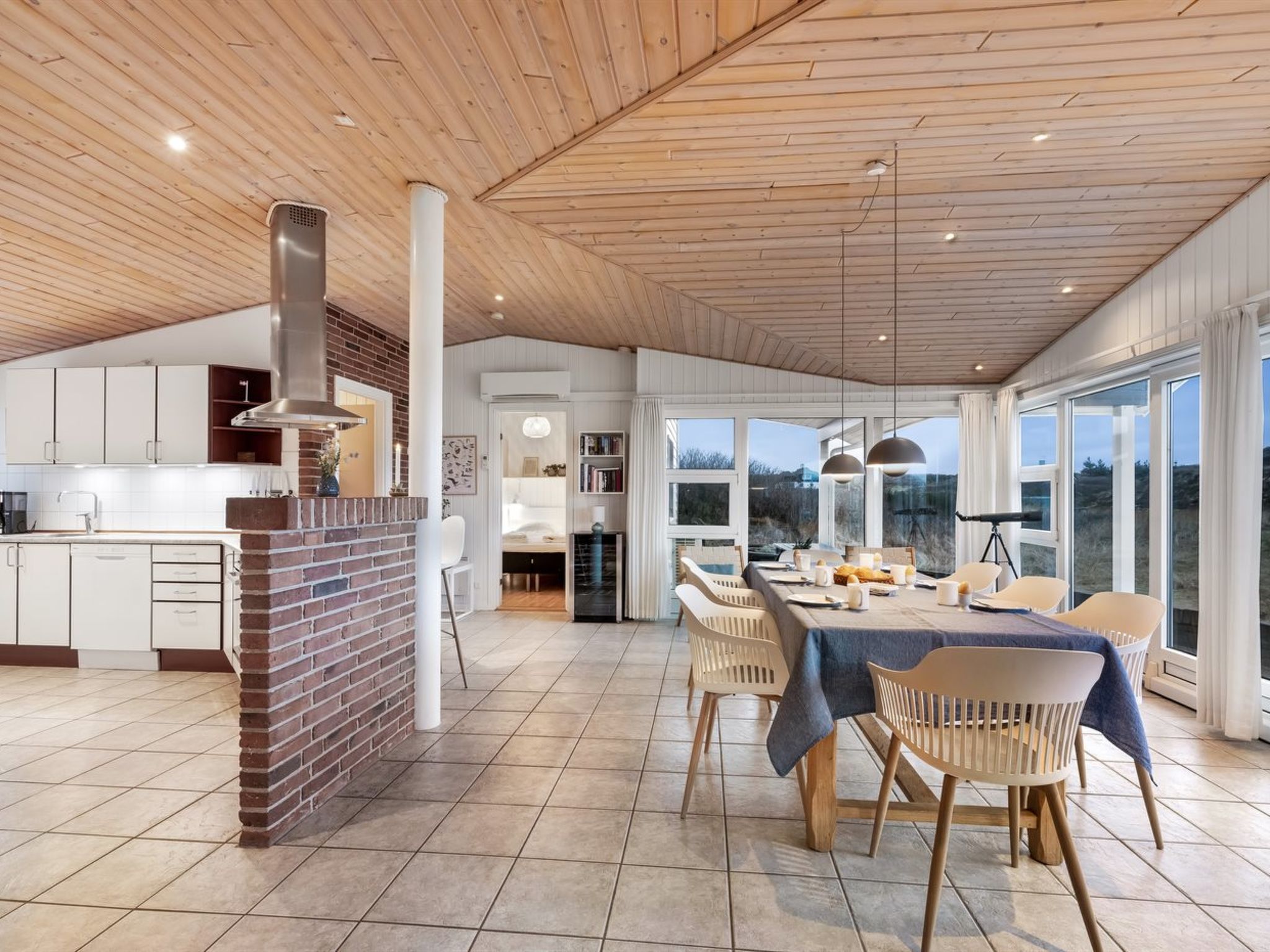 "Eugenie" - 450m from the sea - Drinnen