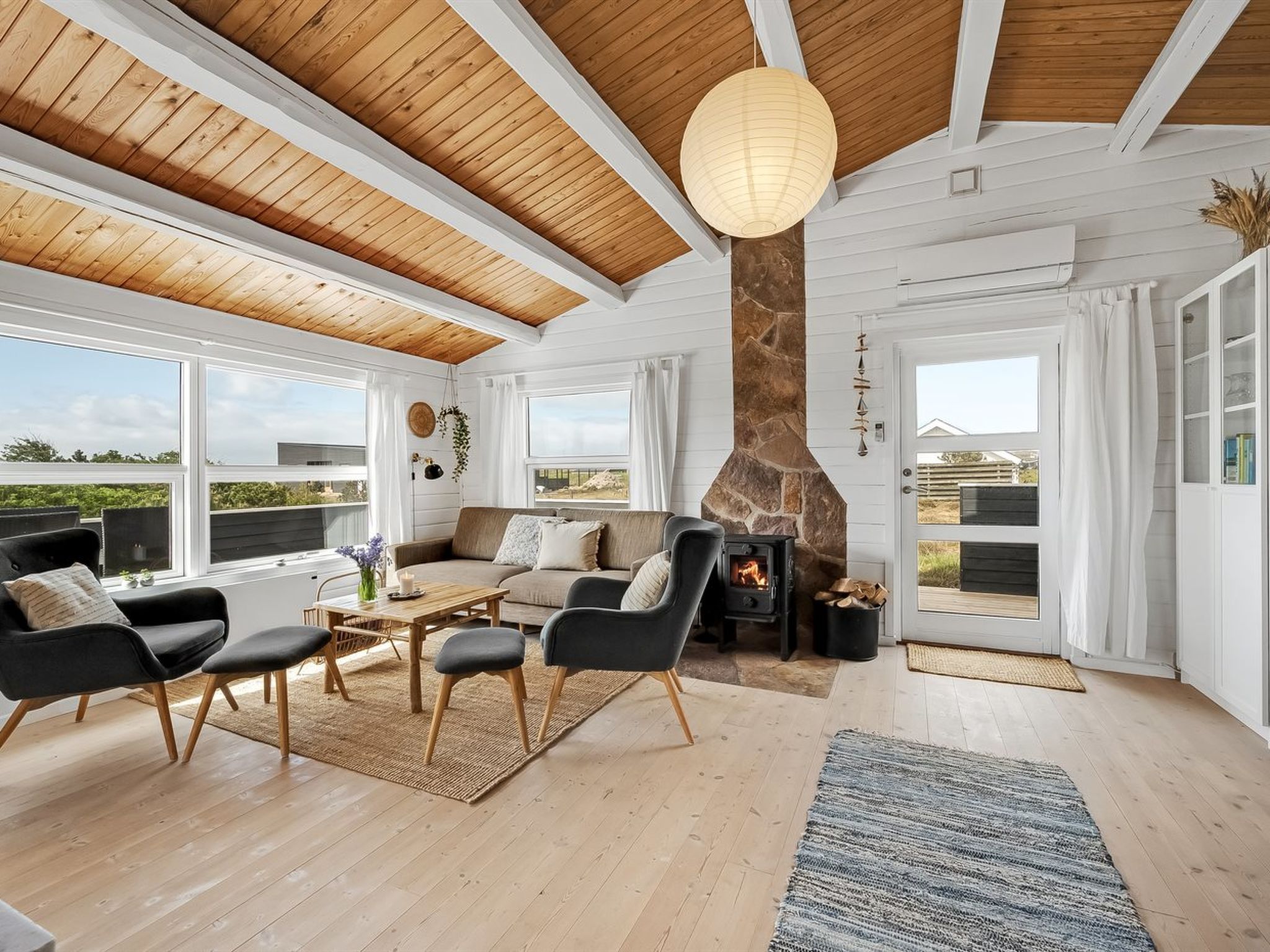 "Arbnora" - 400m from the sea-Dedans