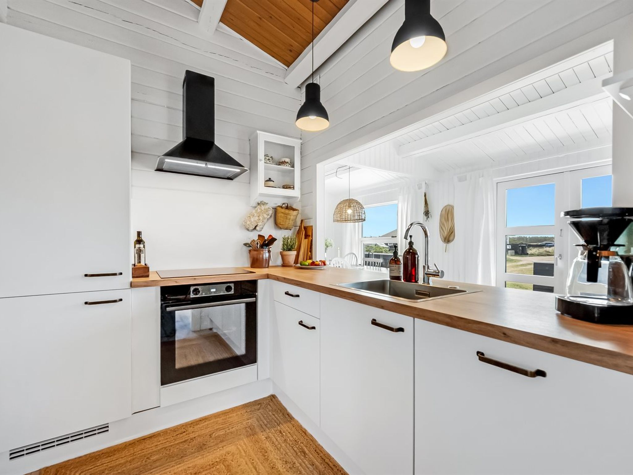 "Arbnora" - 400m from the sea-Dedans