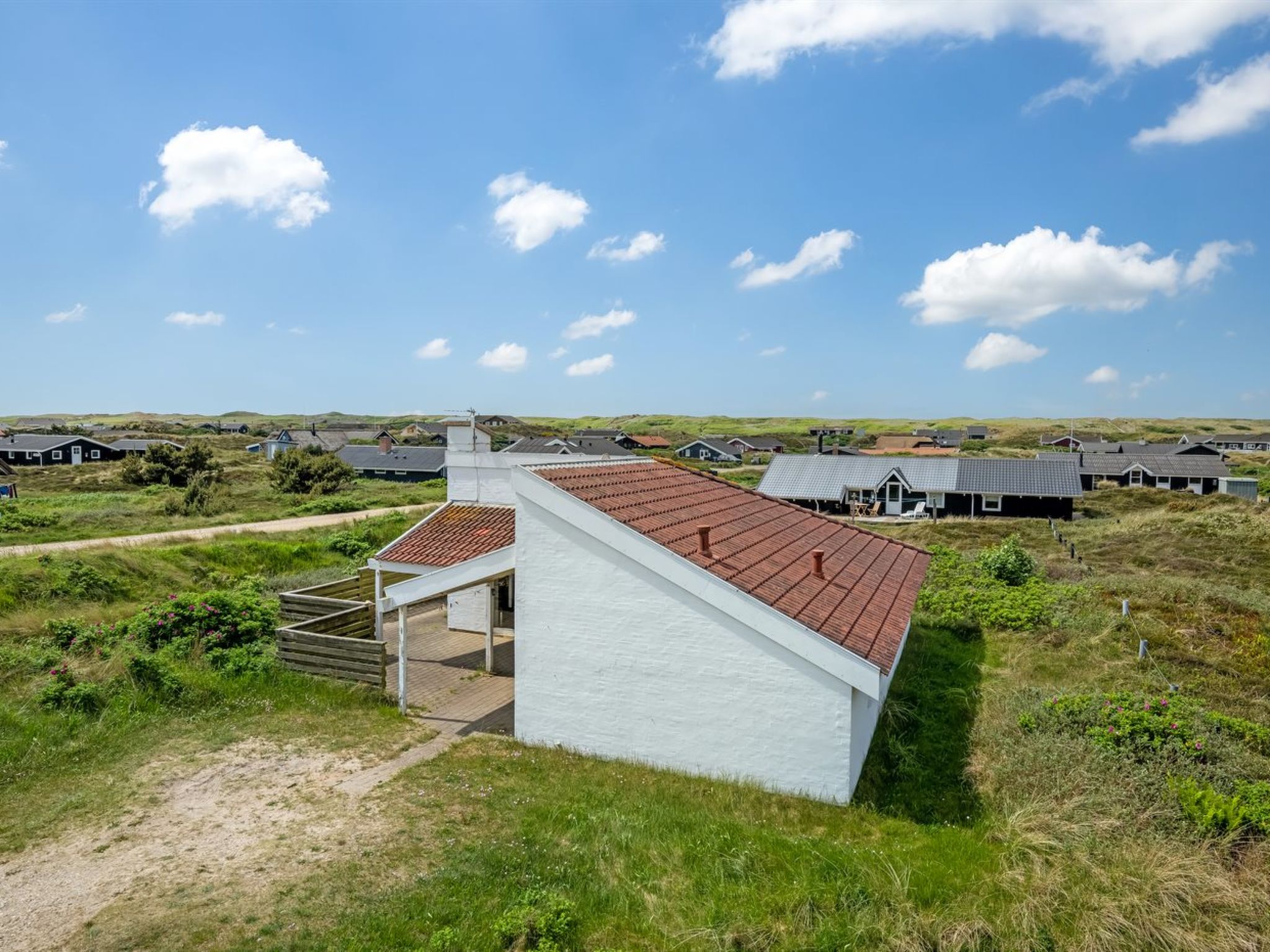 "Jænis" -  from the sea - Buiten