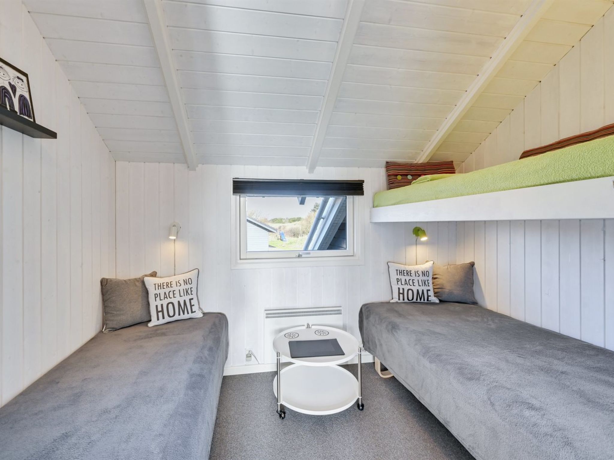"Cyrill" - 250m to the fjord - Binnen