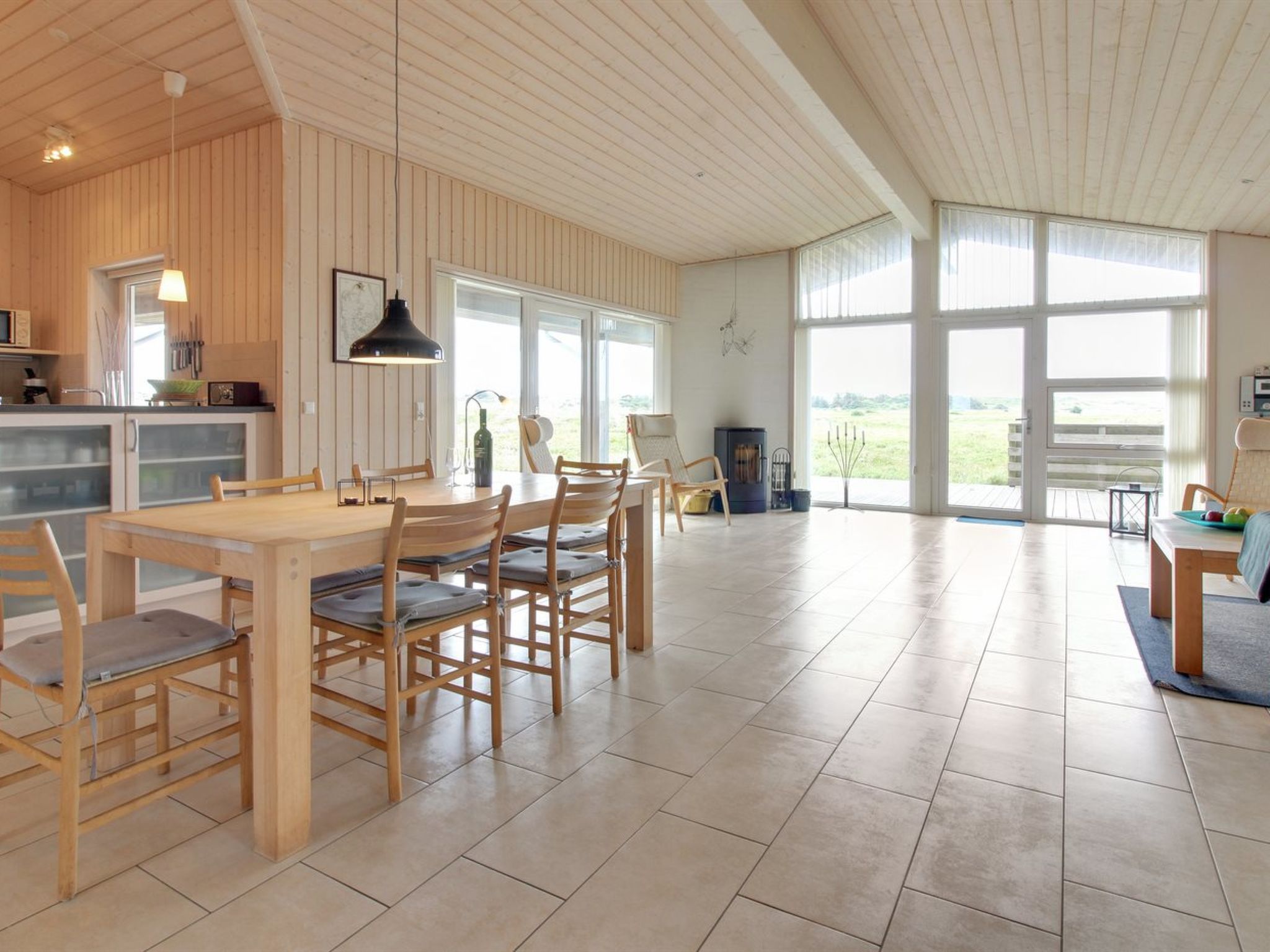 "Sorella" - 800m from the sea - Binnen