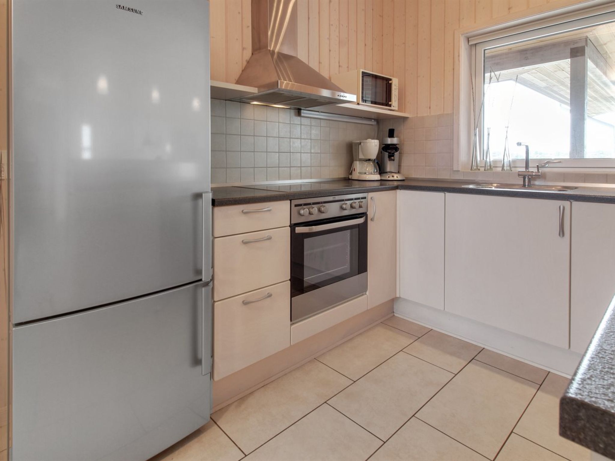 "Sorella" - 800m from the sea - Binnen