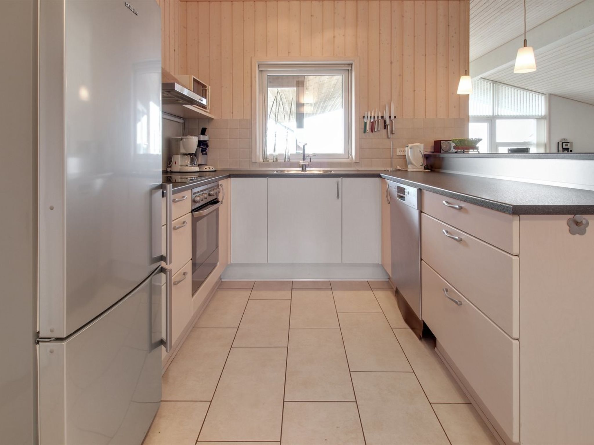 "Sorella" - 800m from the sea - Binnen