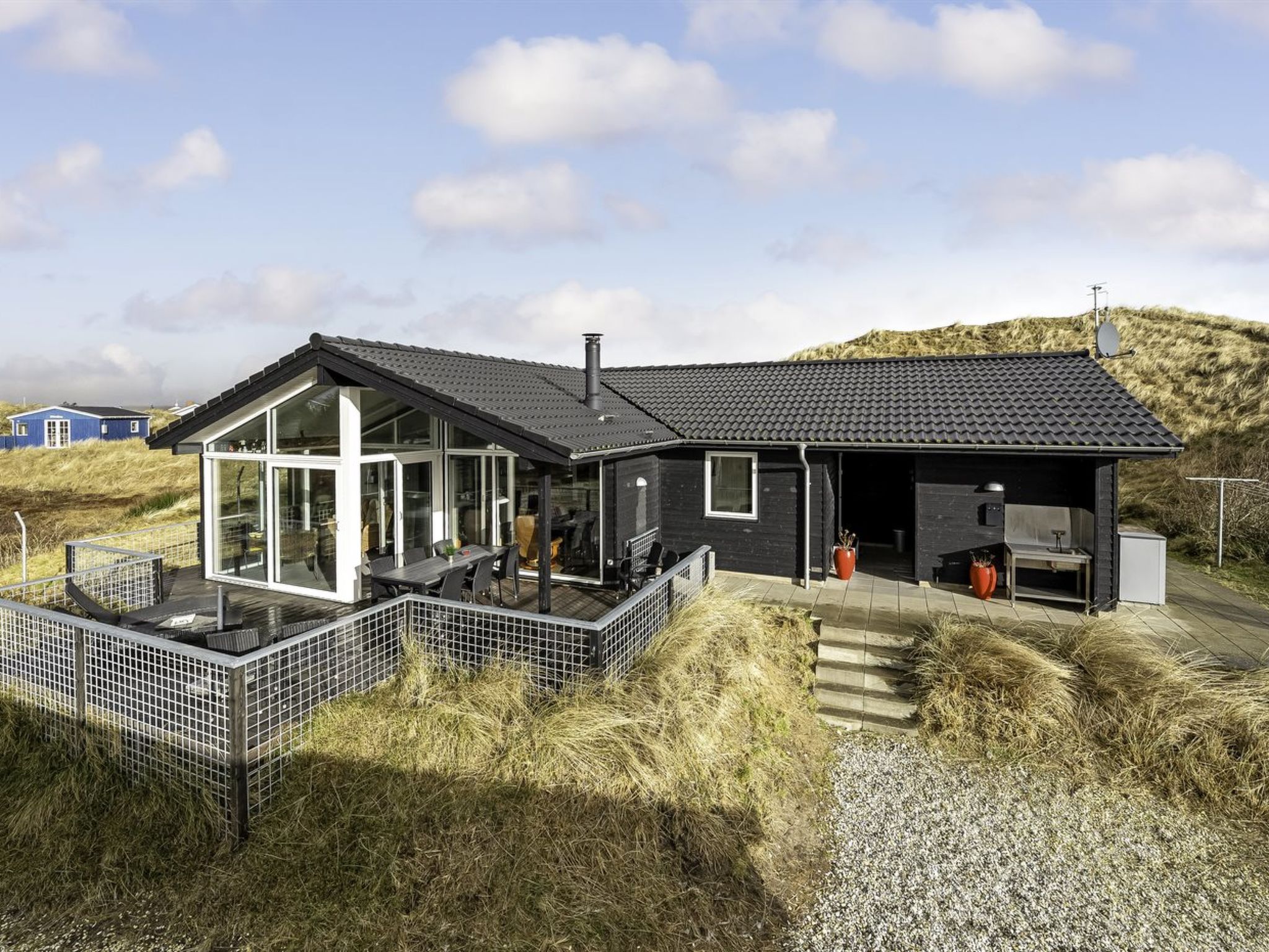 "Taja" - 300m to the fjord-Buiten
