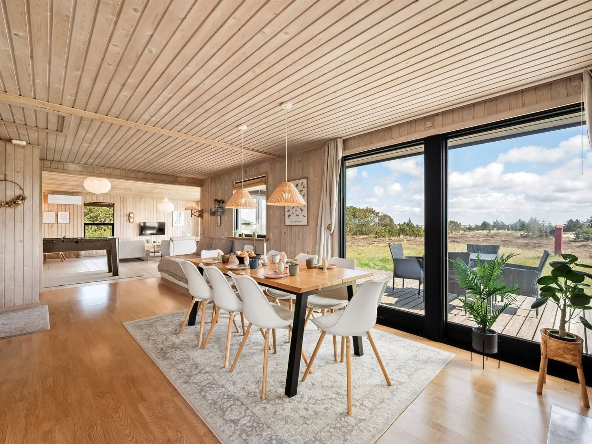 "Brunkil" - 500m from the sea-Binnen