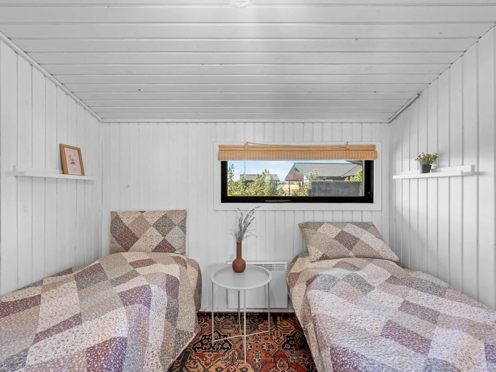 "Brunkil" - 500m from the sea-Binnen