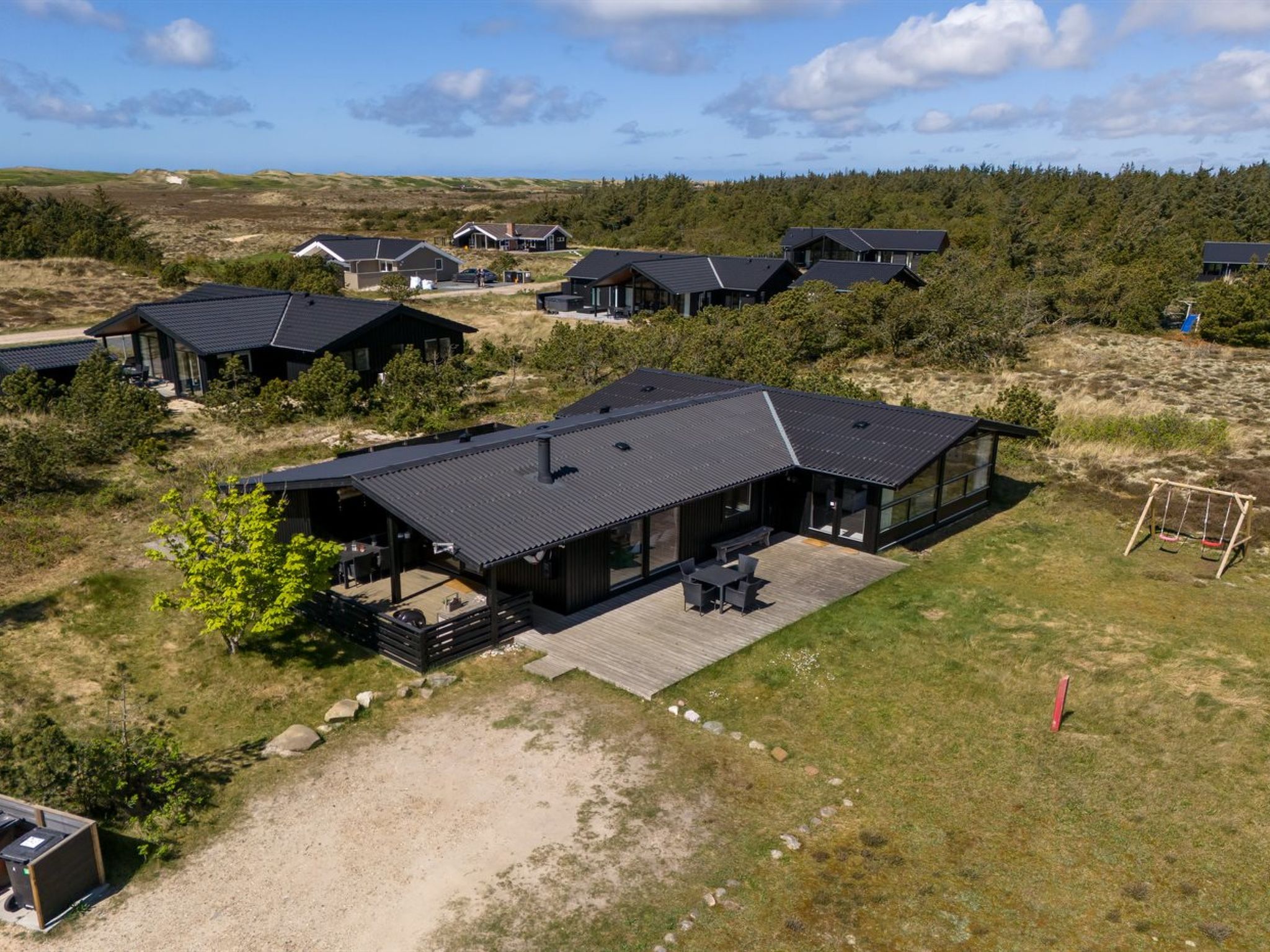 "Brunkil" - 500m from the sea-Buiten