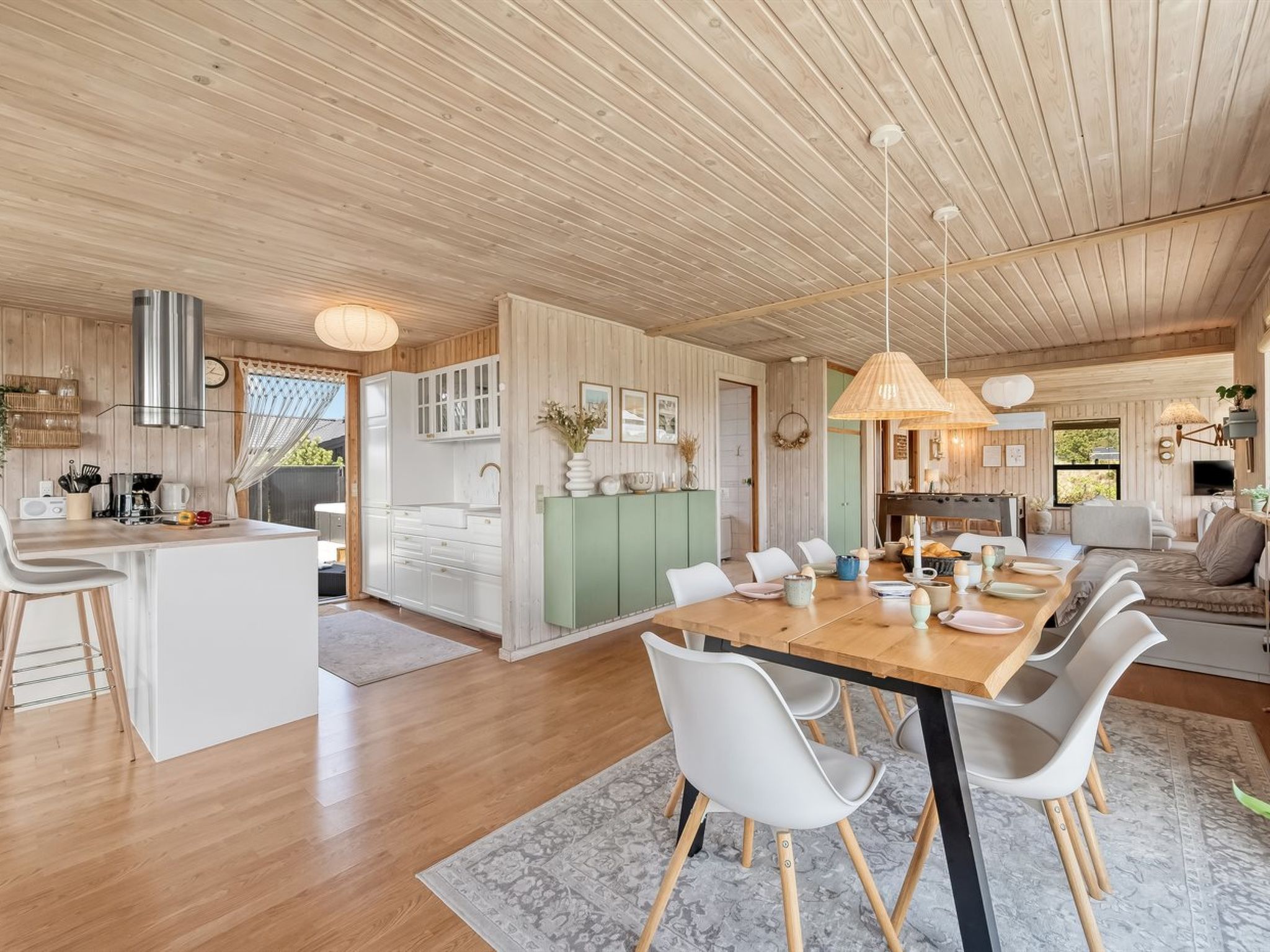 "Brunkil" - 500m from the sea