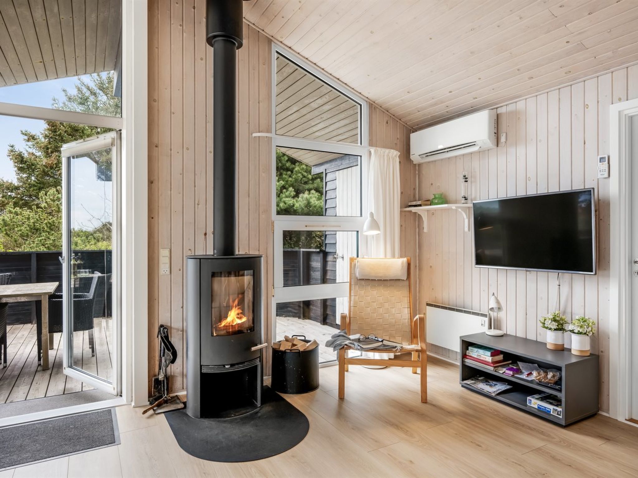 "Andrie" - 800m from the sea-Binnen