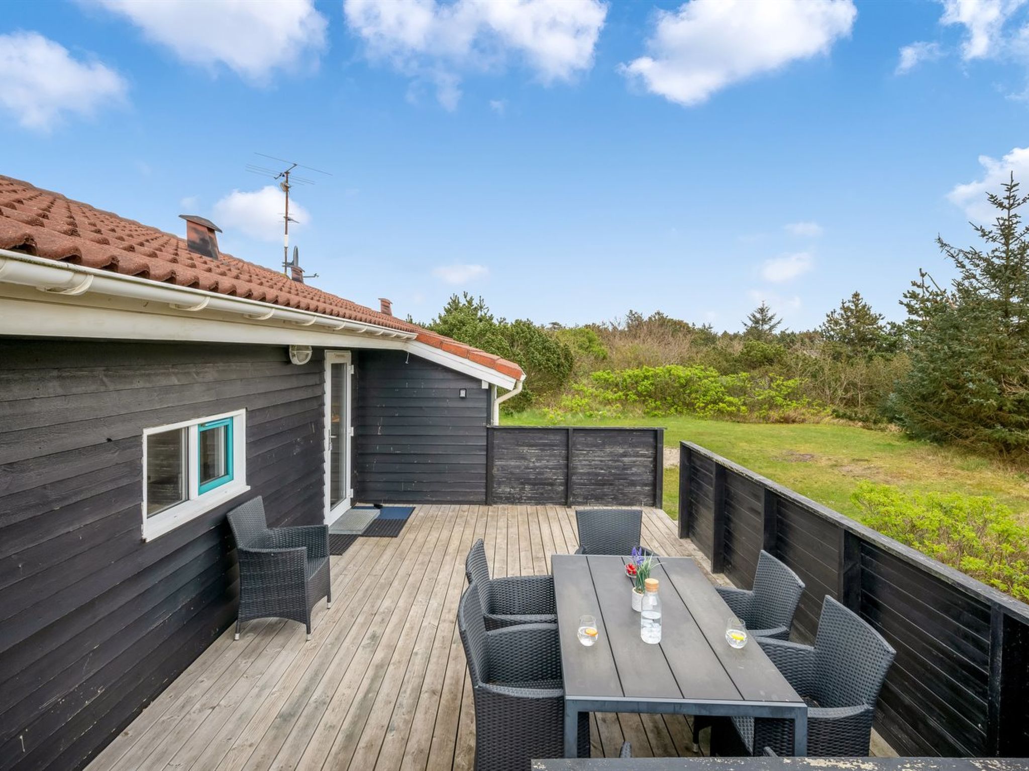 "Andrie" - 800m from the sea - Outside