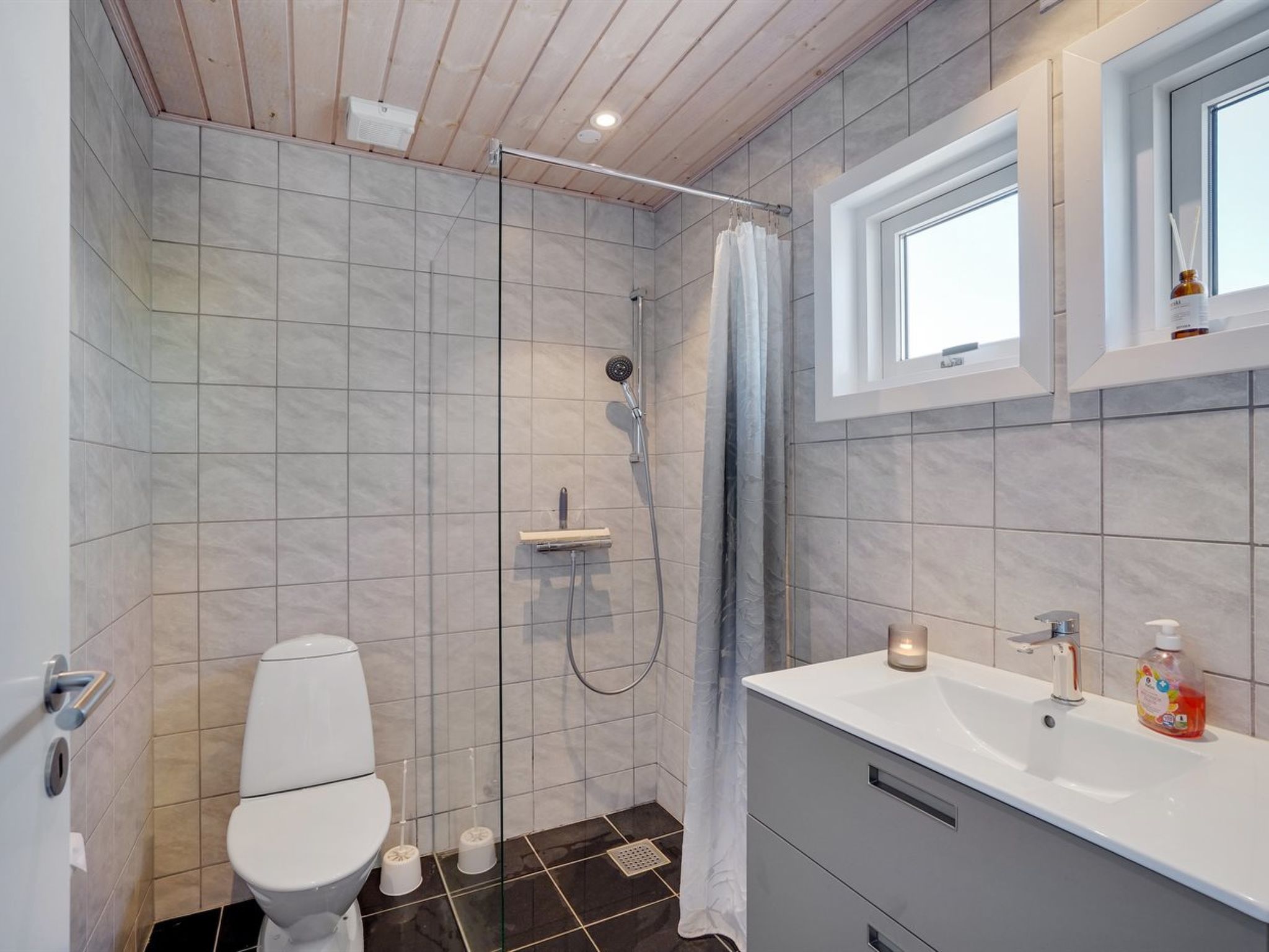 "Eliena" - 500m from the sea-Drinnen
