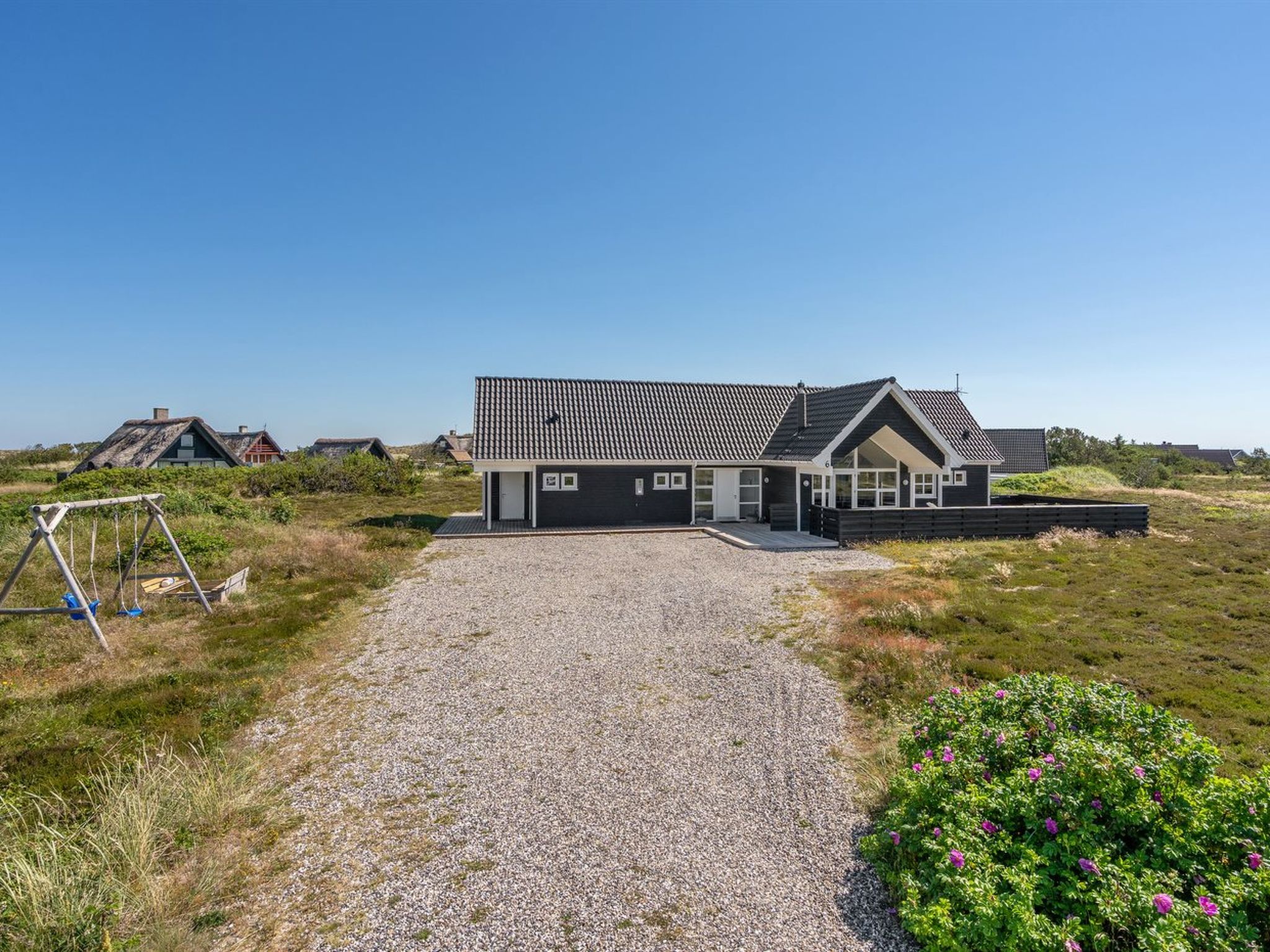"Eliena" - 500m from the sea - Outside