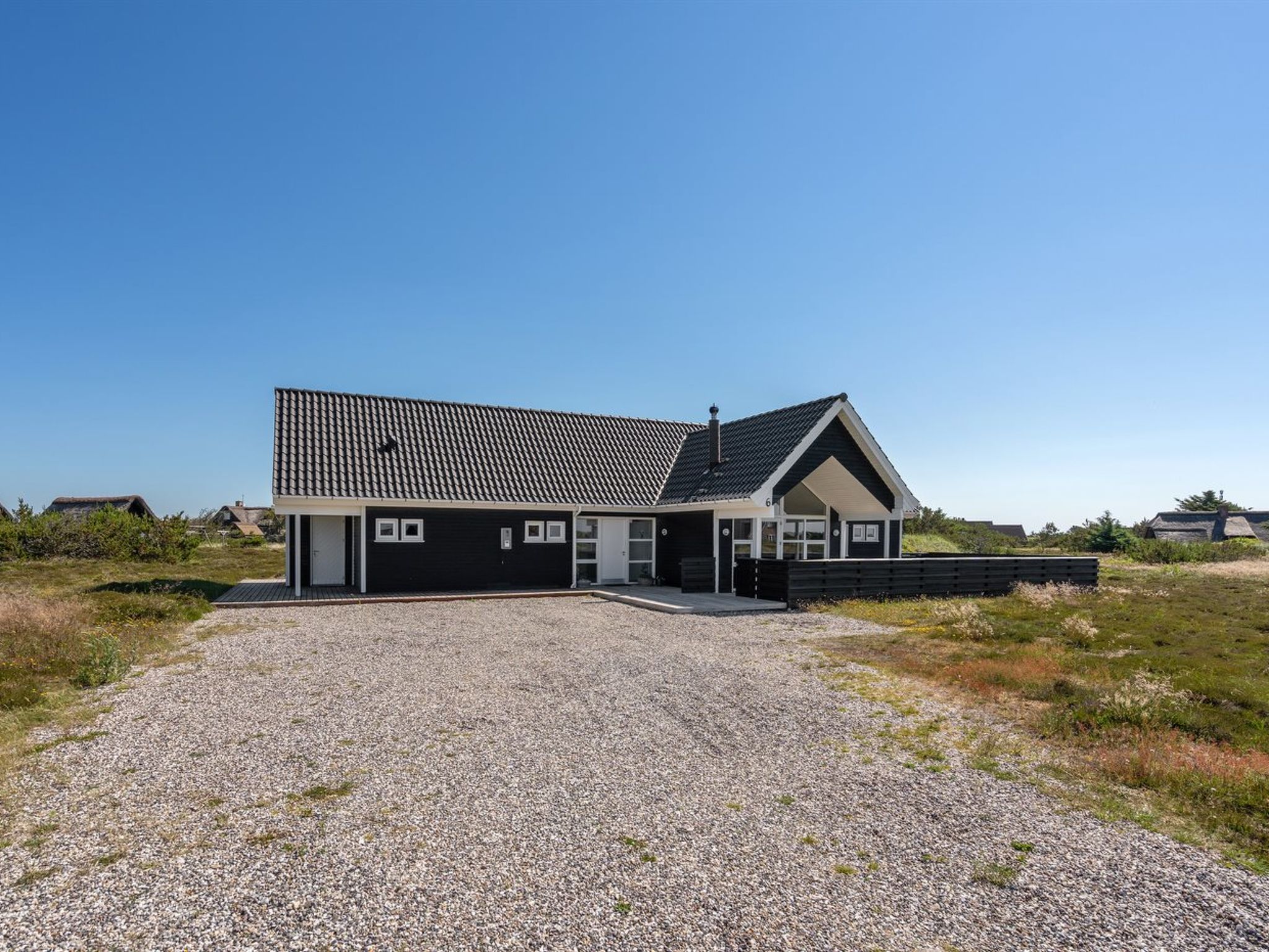 "Eliena" - 500m from the sea - Outside