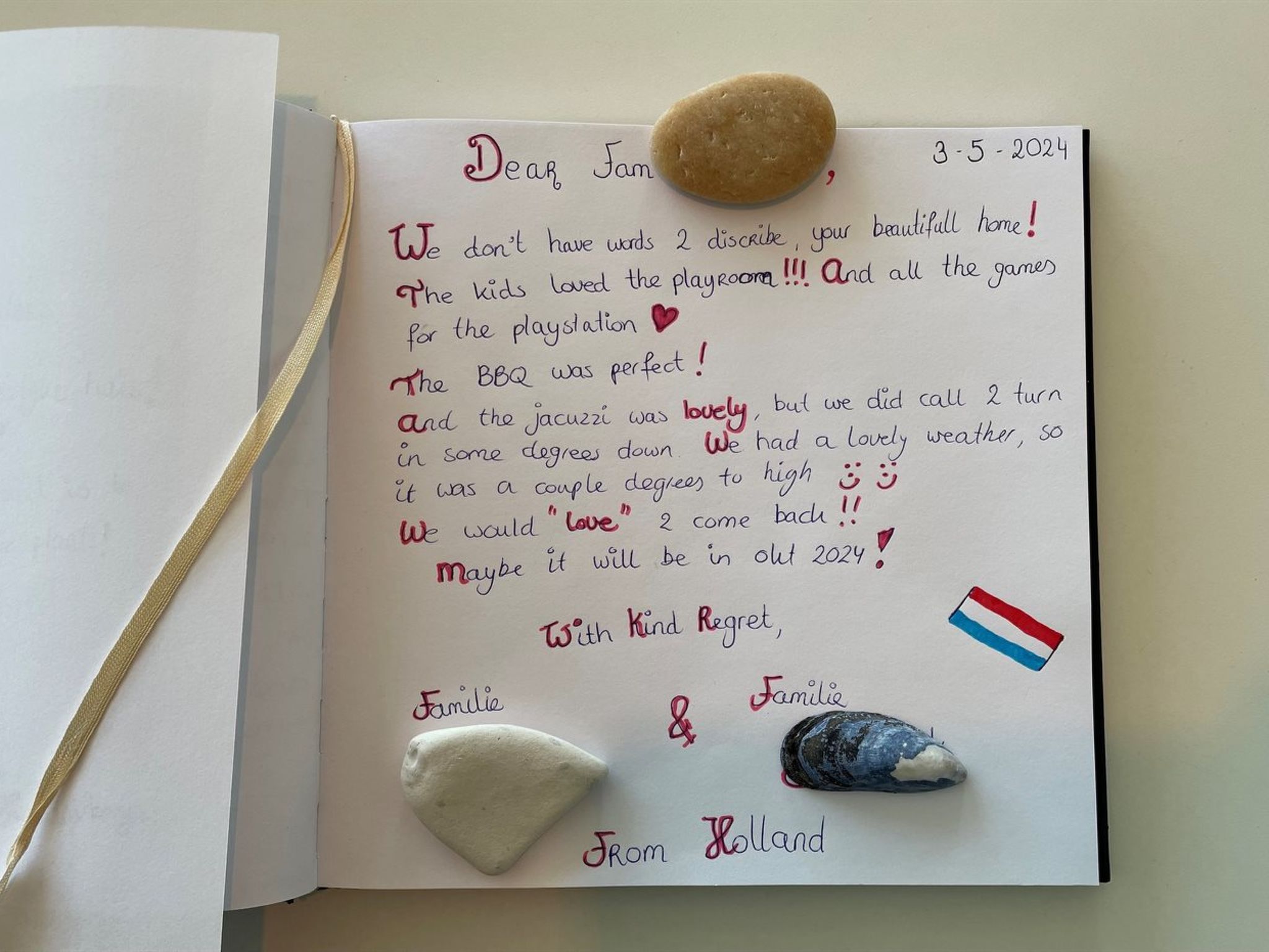 "Ennie" -  from the sea - Binnen