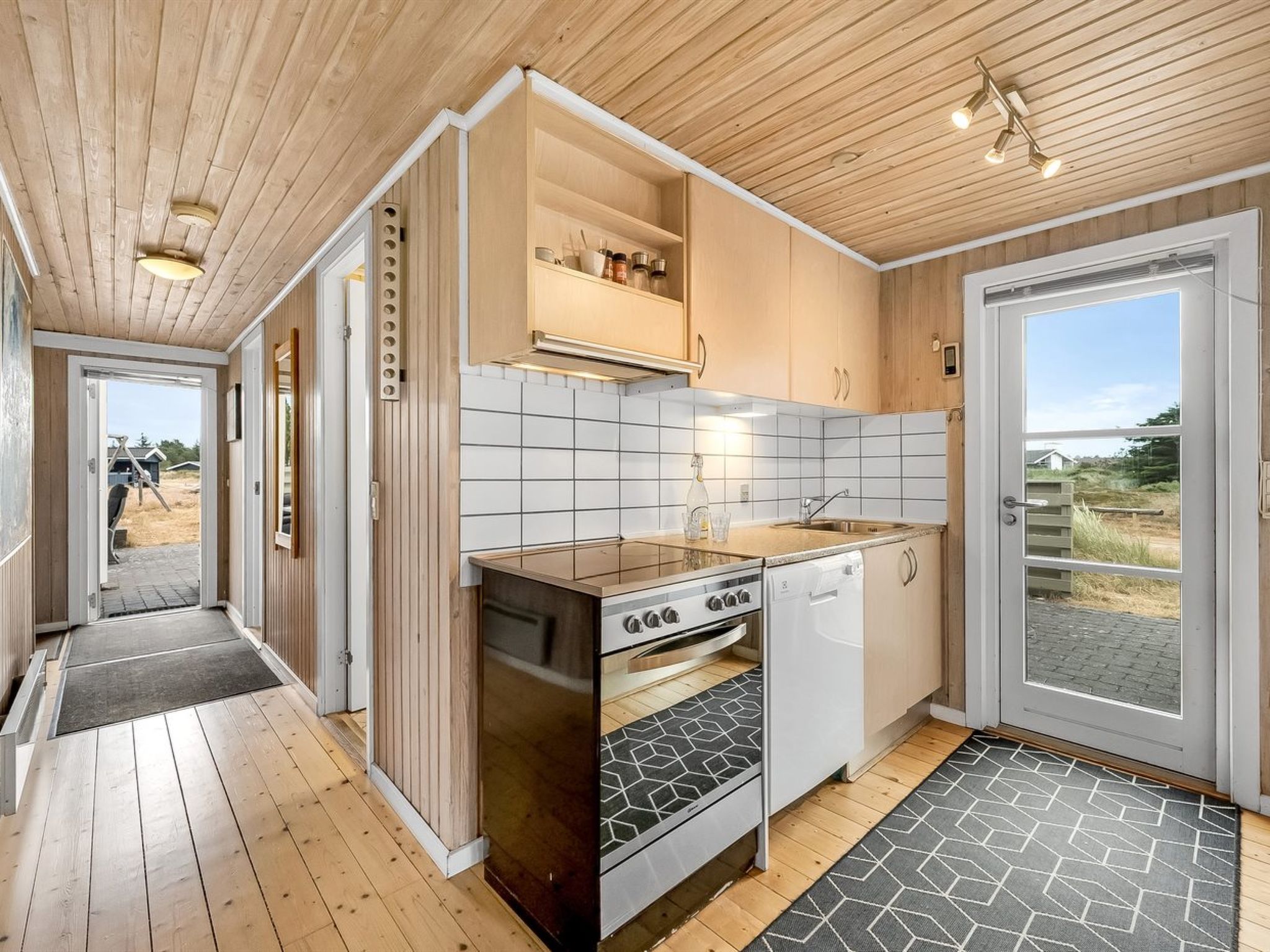 "Drifa" - 600m from the sea - Drinnen