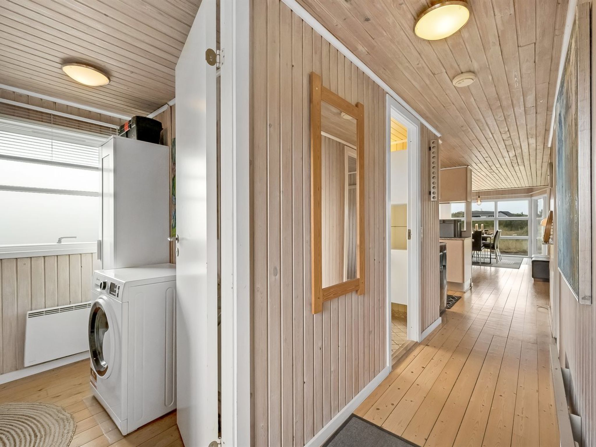 "Drifa" - 600m from the sea - Drinnen