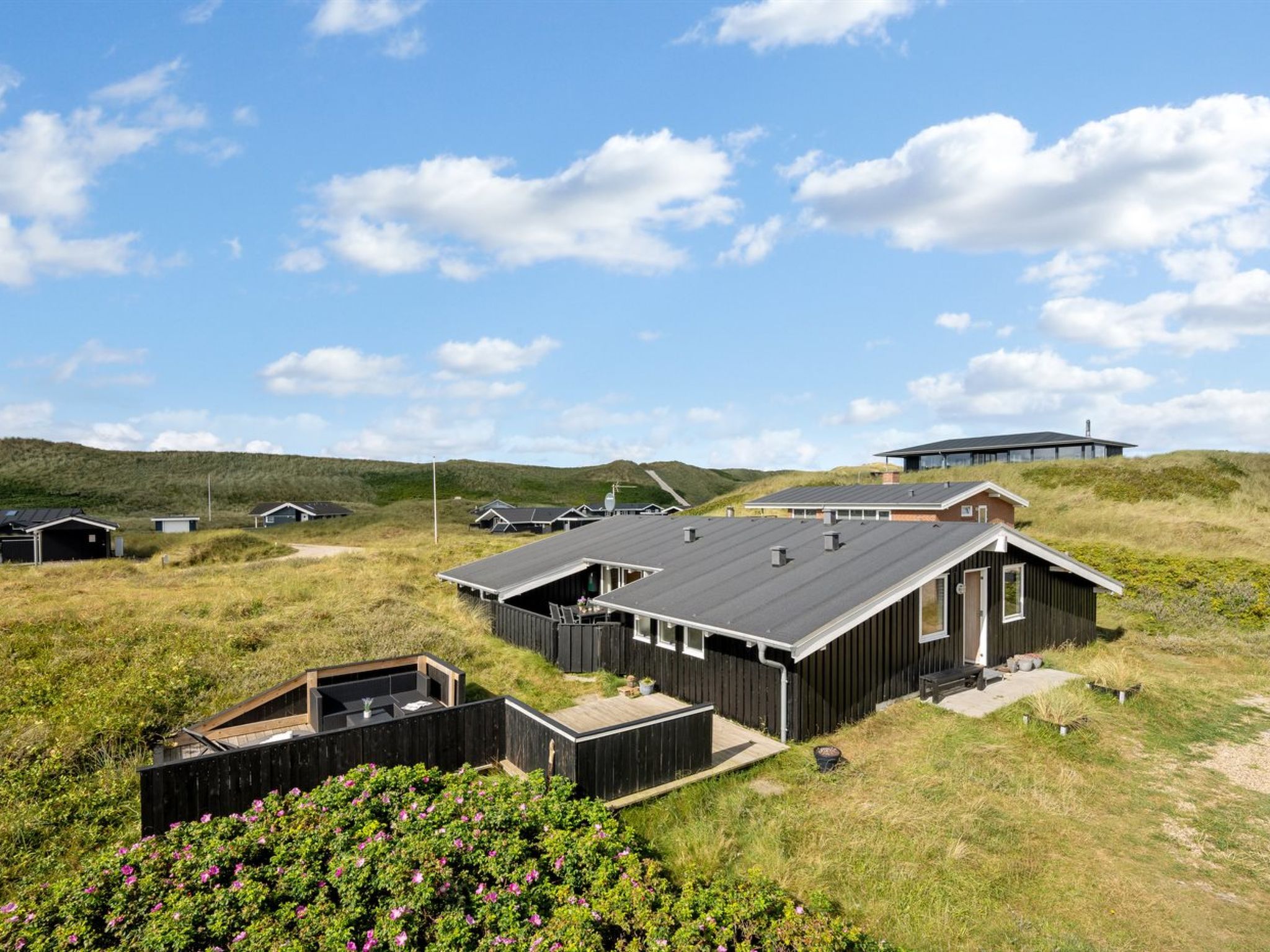 "Friedel" - 150m from the sea
