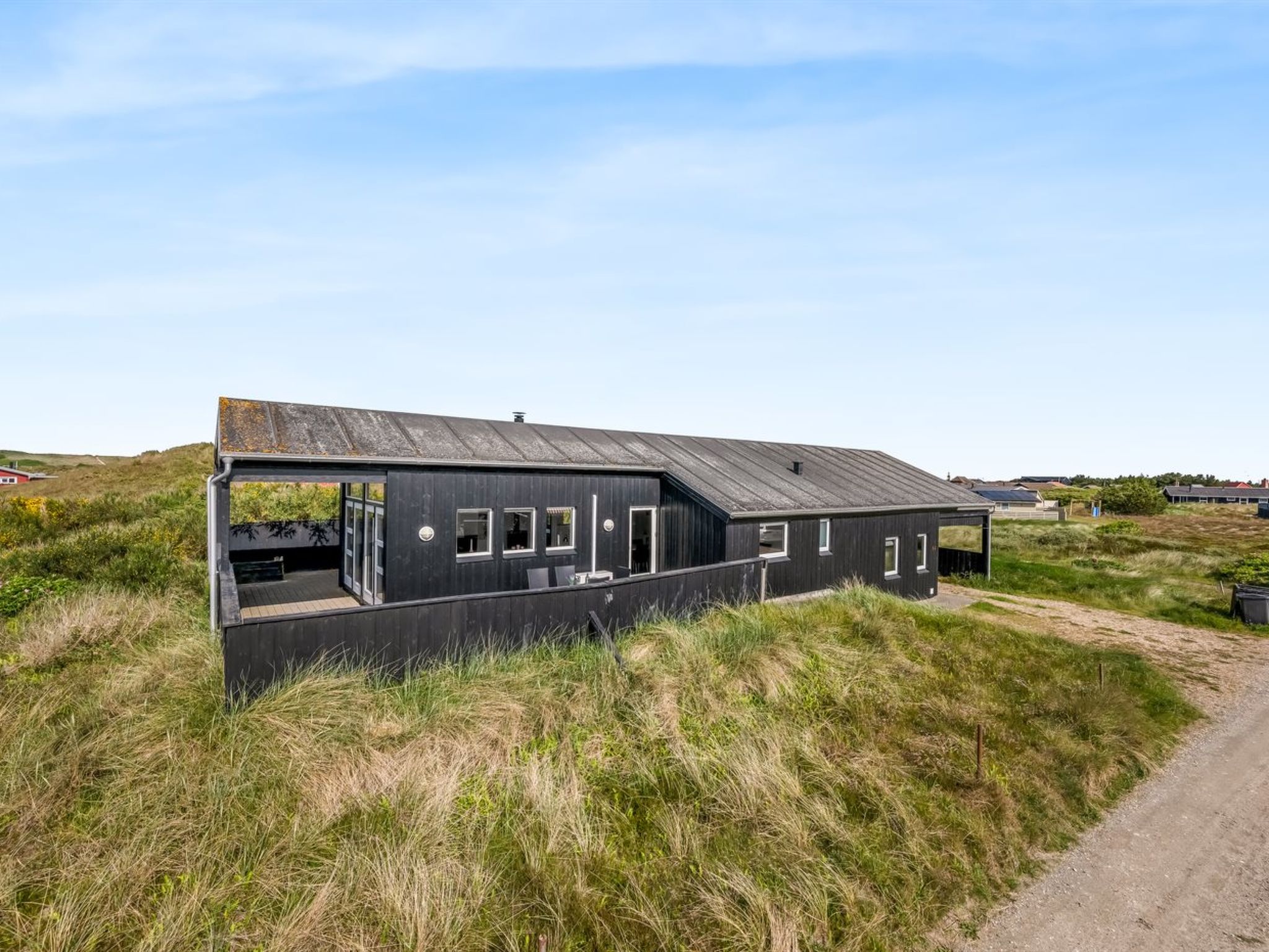 "Temjana" -  from the sea - Buiten