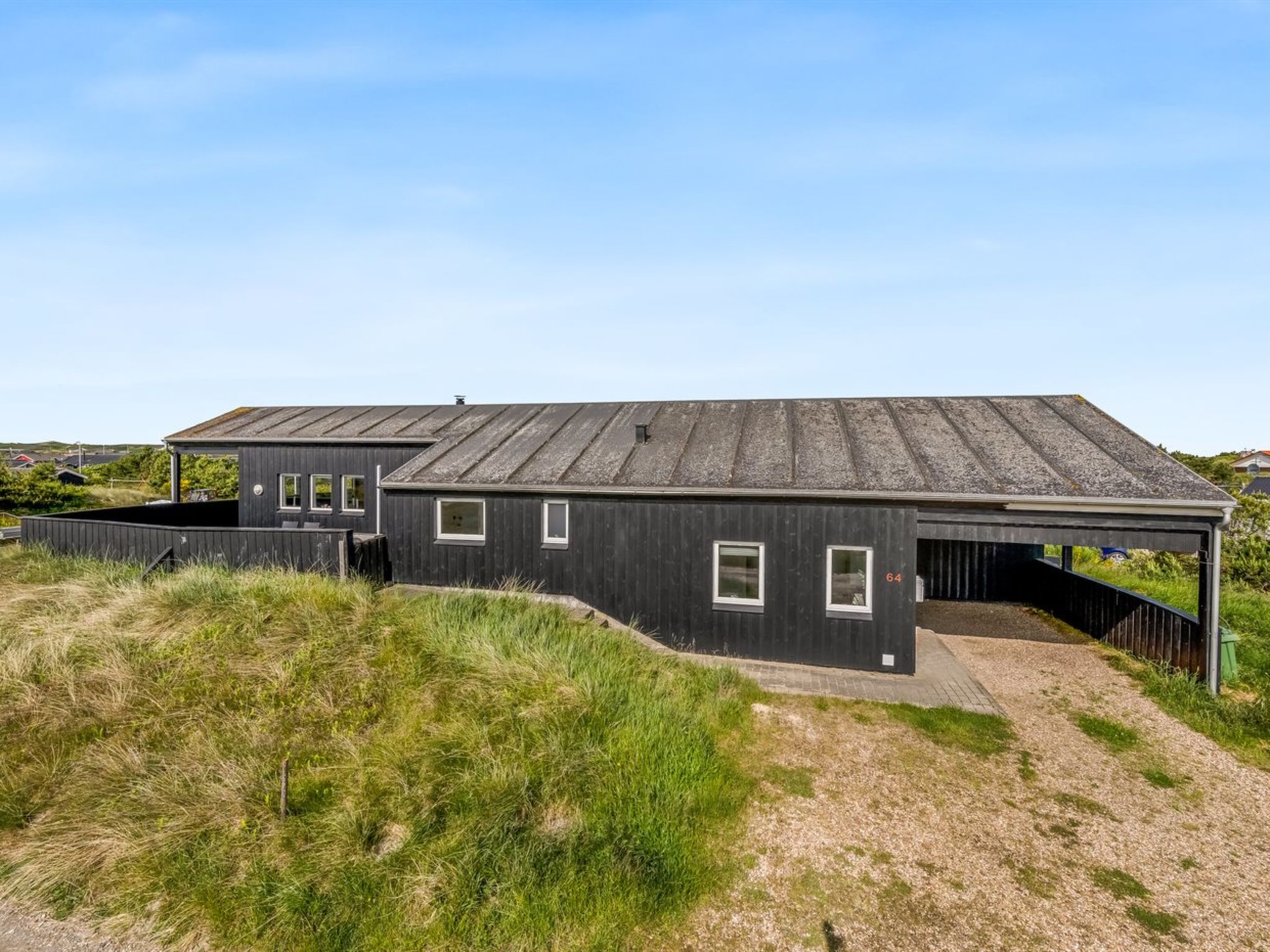 "Temjana" -  from the sea - Buiten