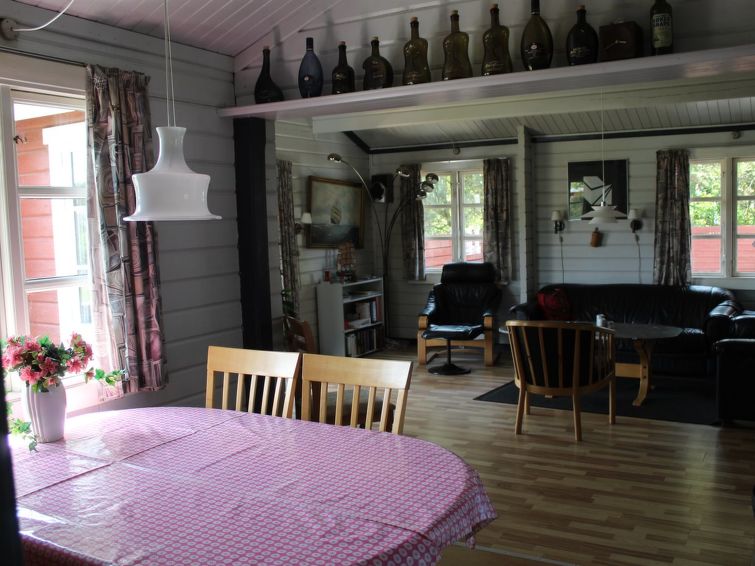 Search and Stay destination Hvide Sande, Denmark from . "Dorite" - 600m to the inlet in Western Jutland