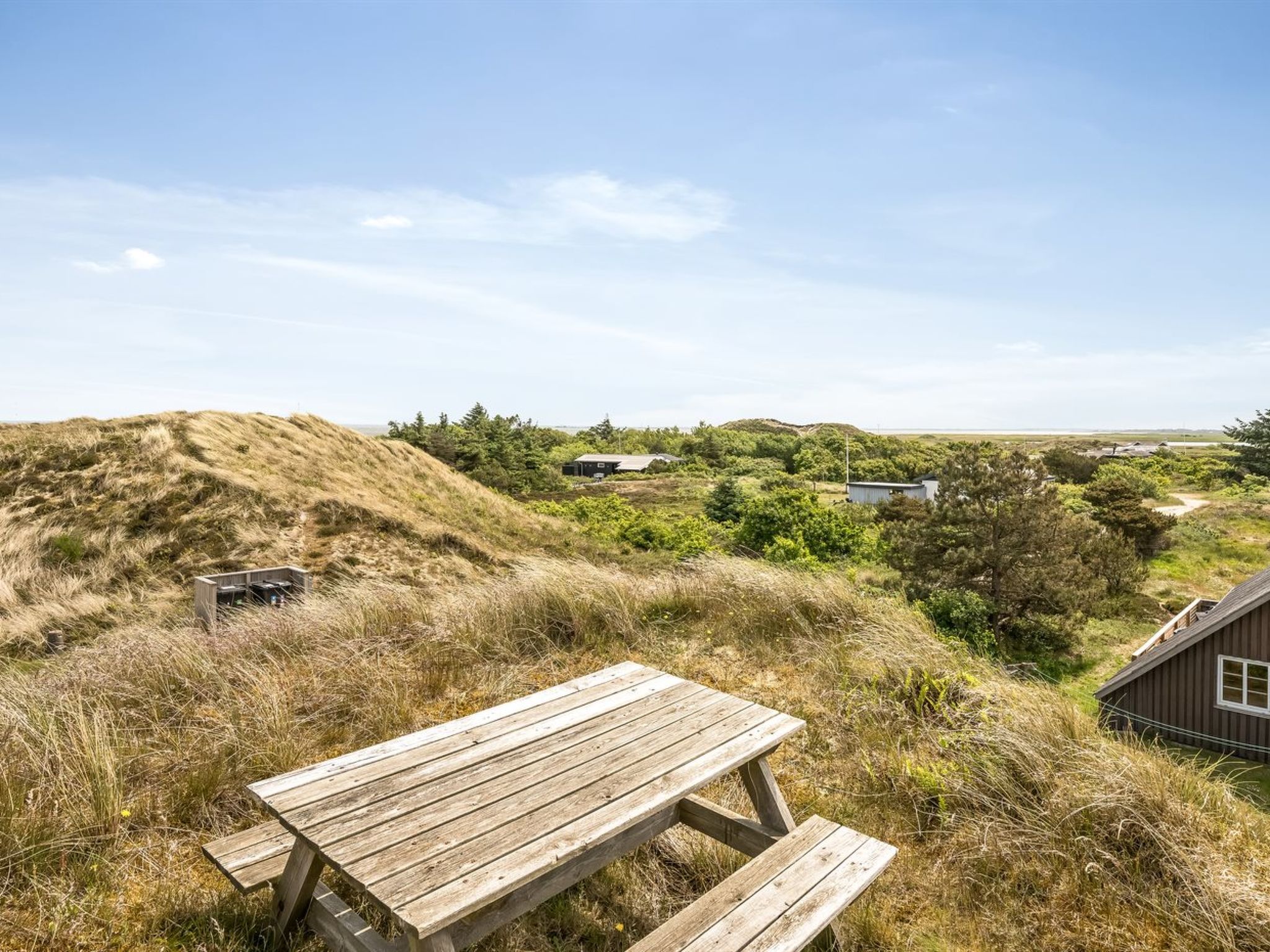 "Dina" - 200m to the fjord-Buiten