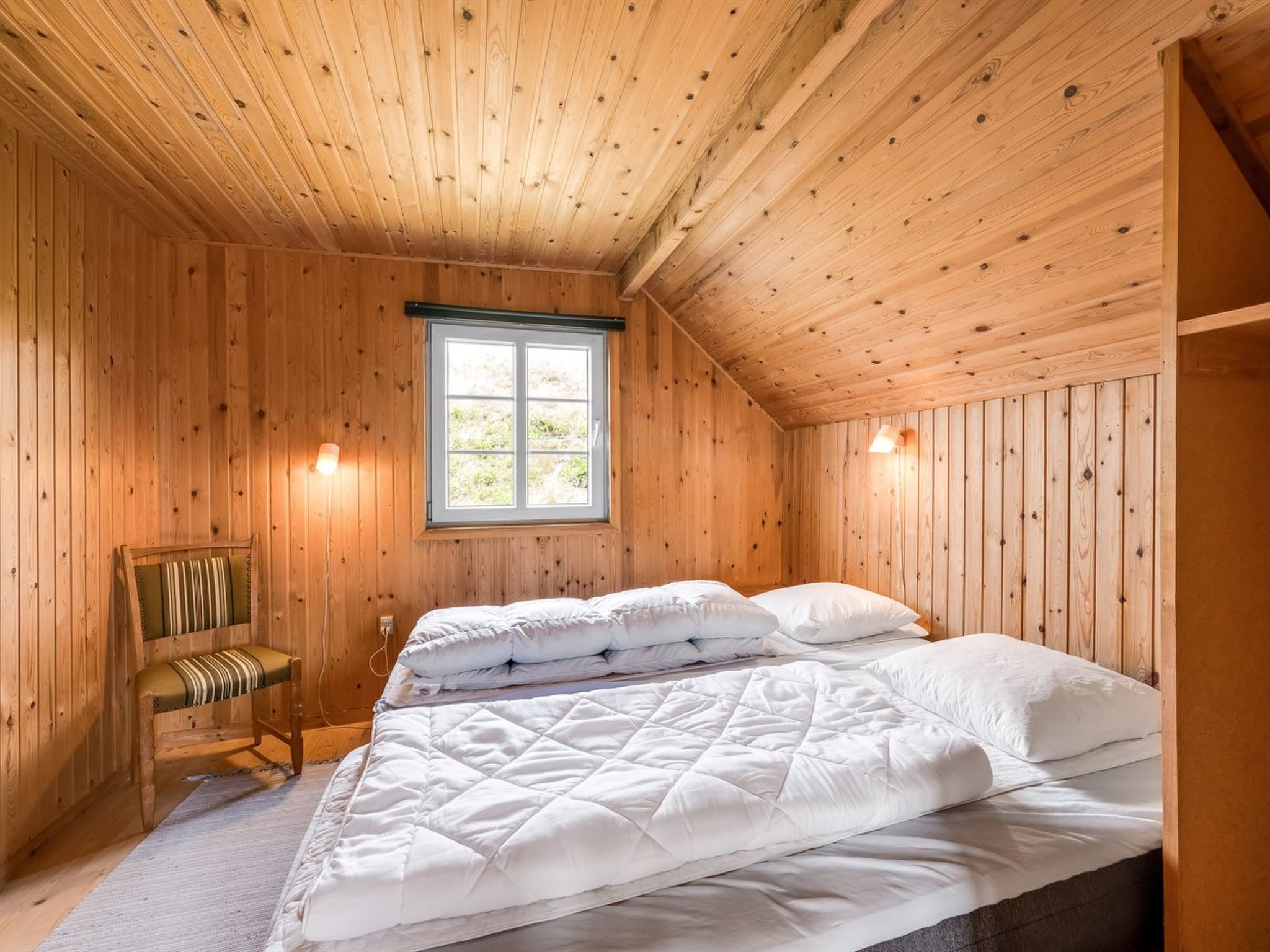 "Dina" - 200m to the fjord-Binnen